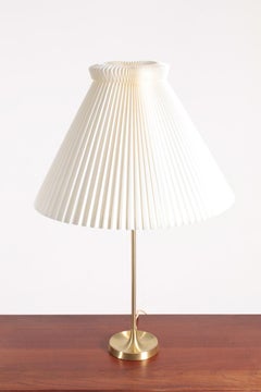 Midcentury Table Lamp in Brass Designed by Esben Klint i, 1948