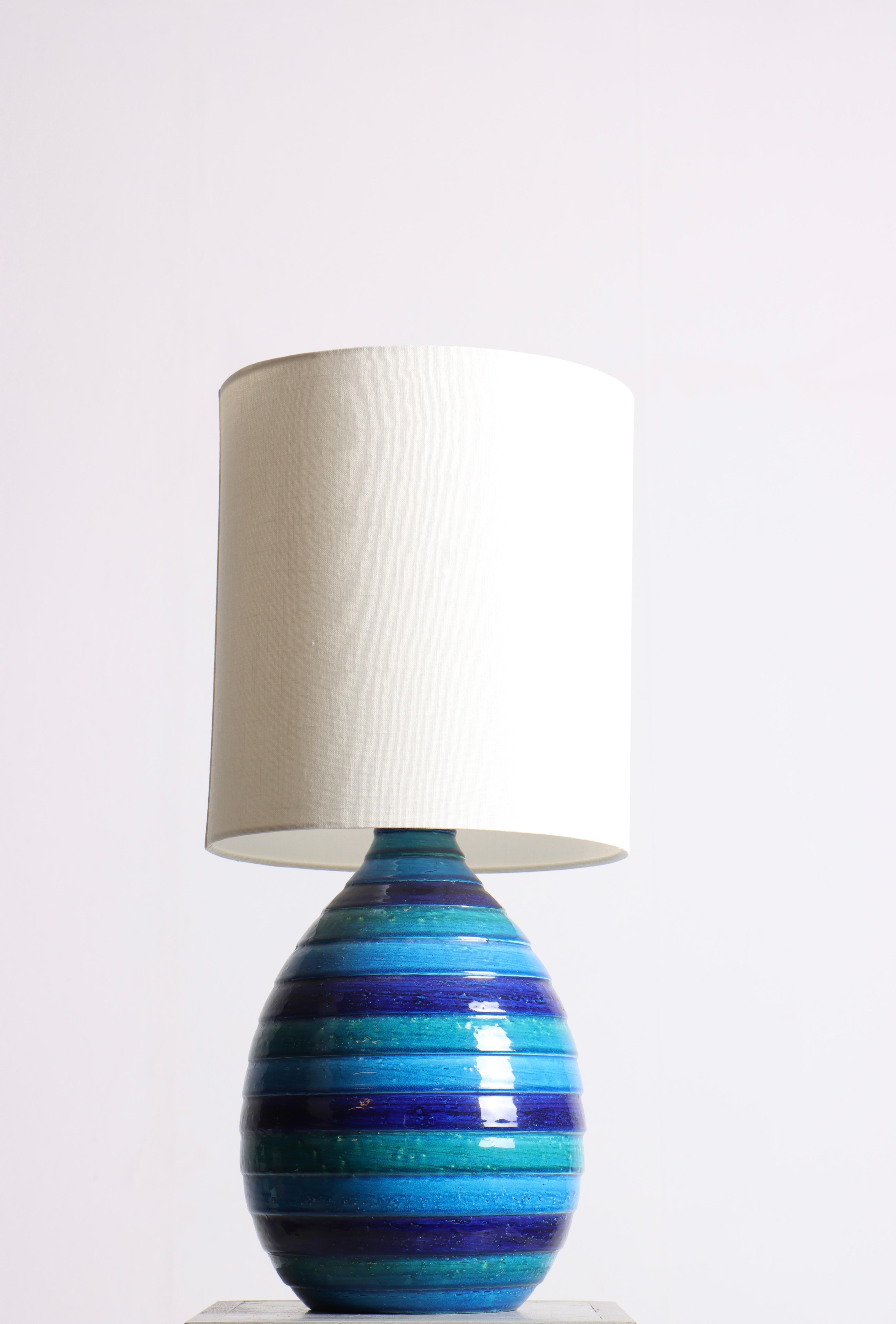 Midcentury Table Lamp in Ceramic by Aldo Londi, 1960s In Good Condition For Sale In Lejre, DK