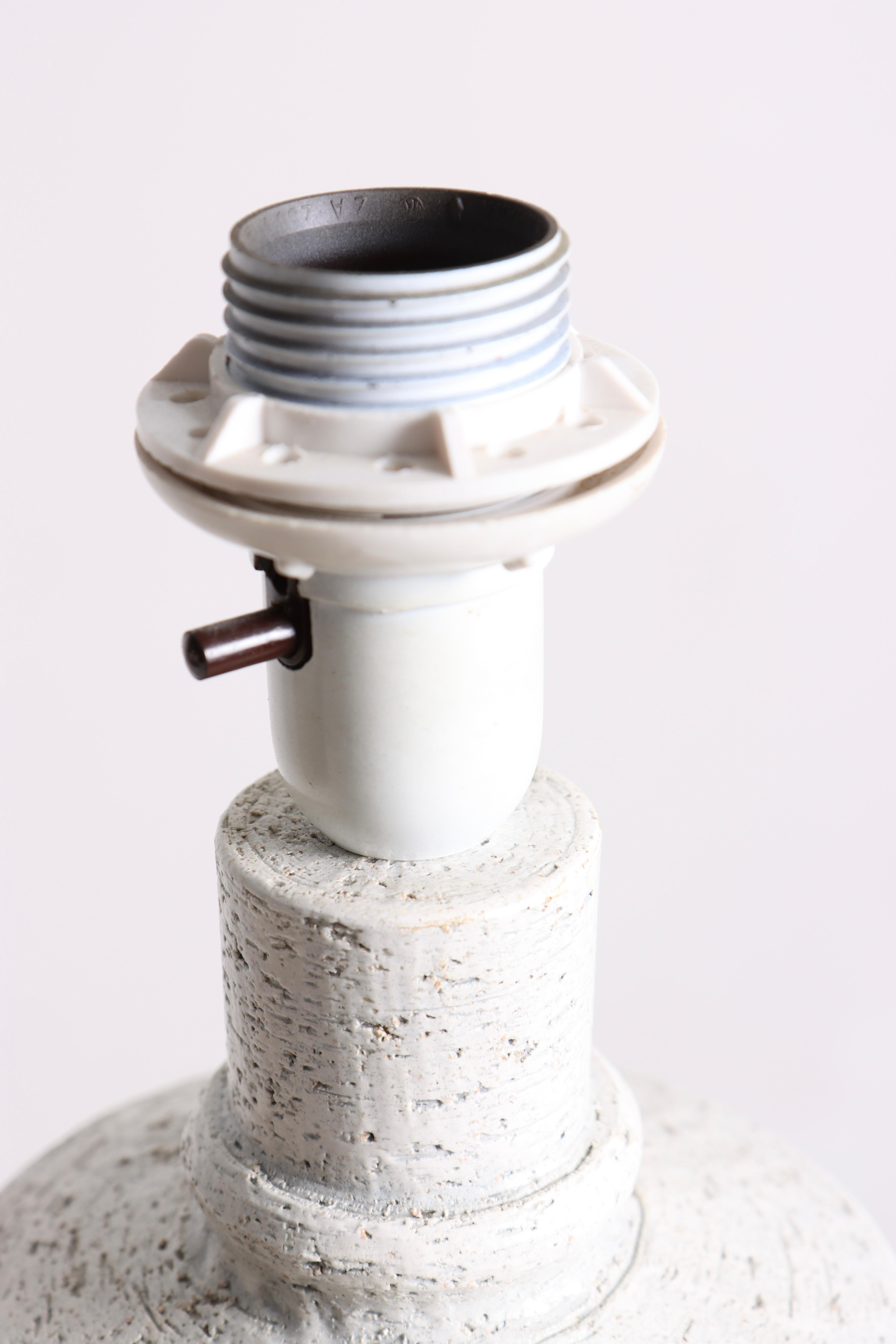 Ceramica Lampada da tavolo in ceramica del Medioevo di Aldo Londi, anni '60 in vendita