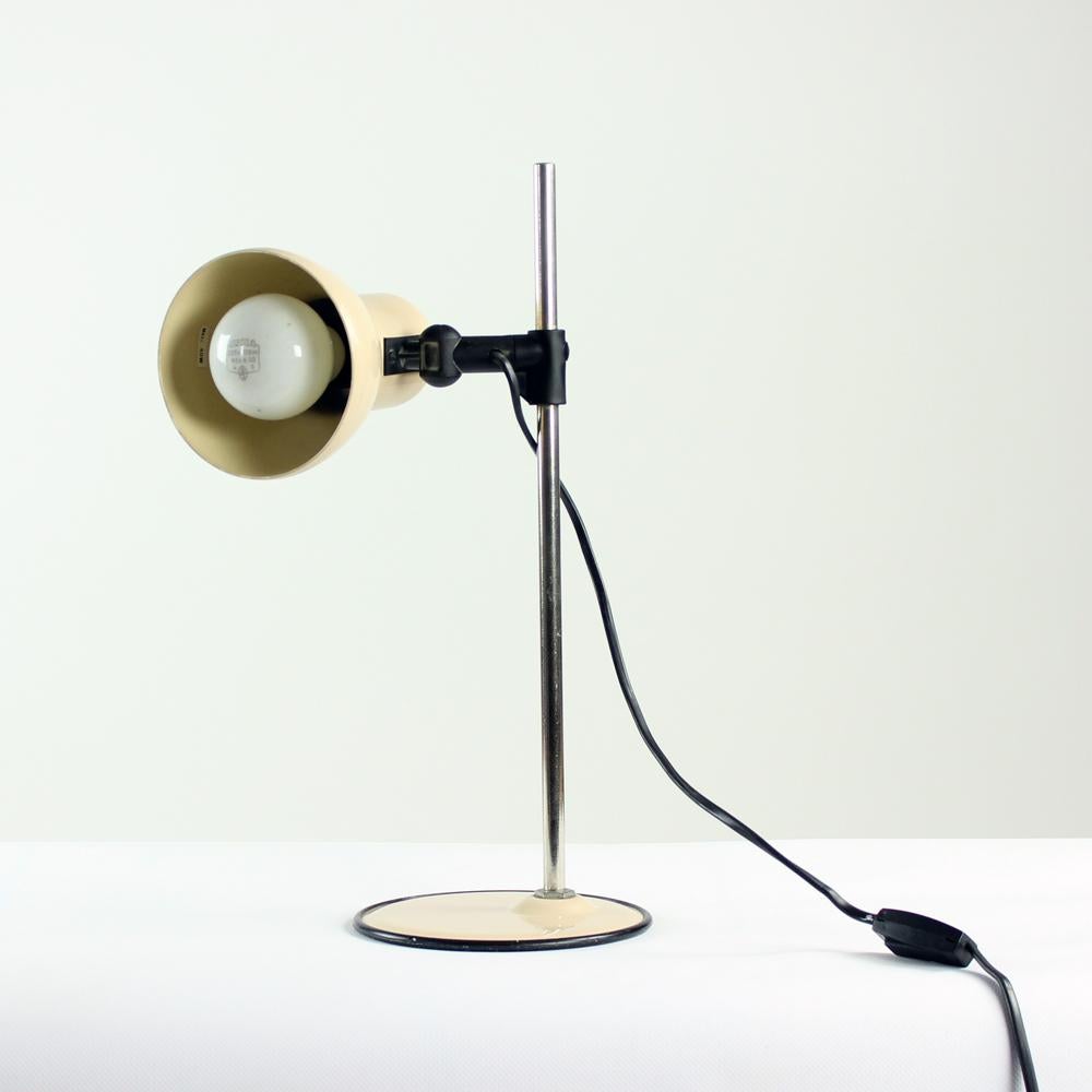 Mid-Century Modern Midcentury Table Lamp in Metal, Hungary 1970s For Sale
