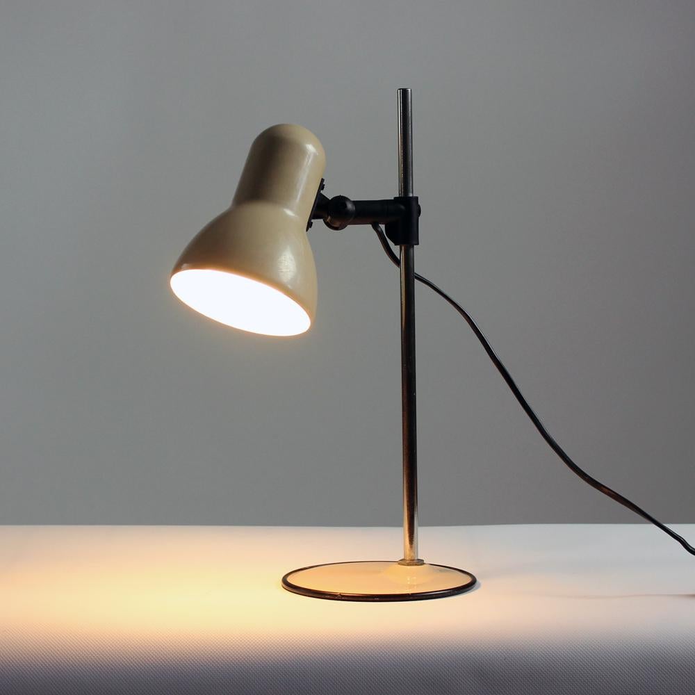 Late 20th Century Midcentury Table Lamp in Metal, Hungary 1970s For Sale