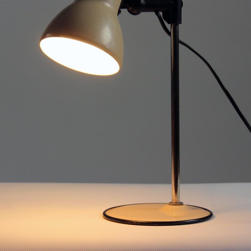 Midcentury Table Lamp in Metal, Hungary 1970s For Sale 1