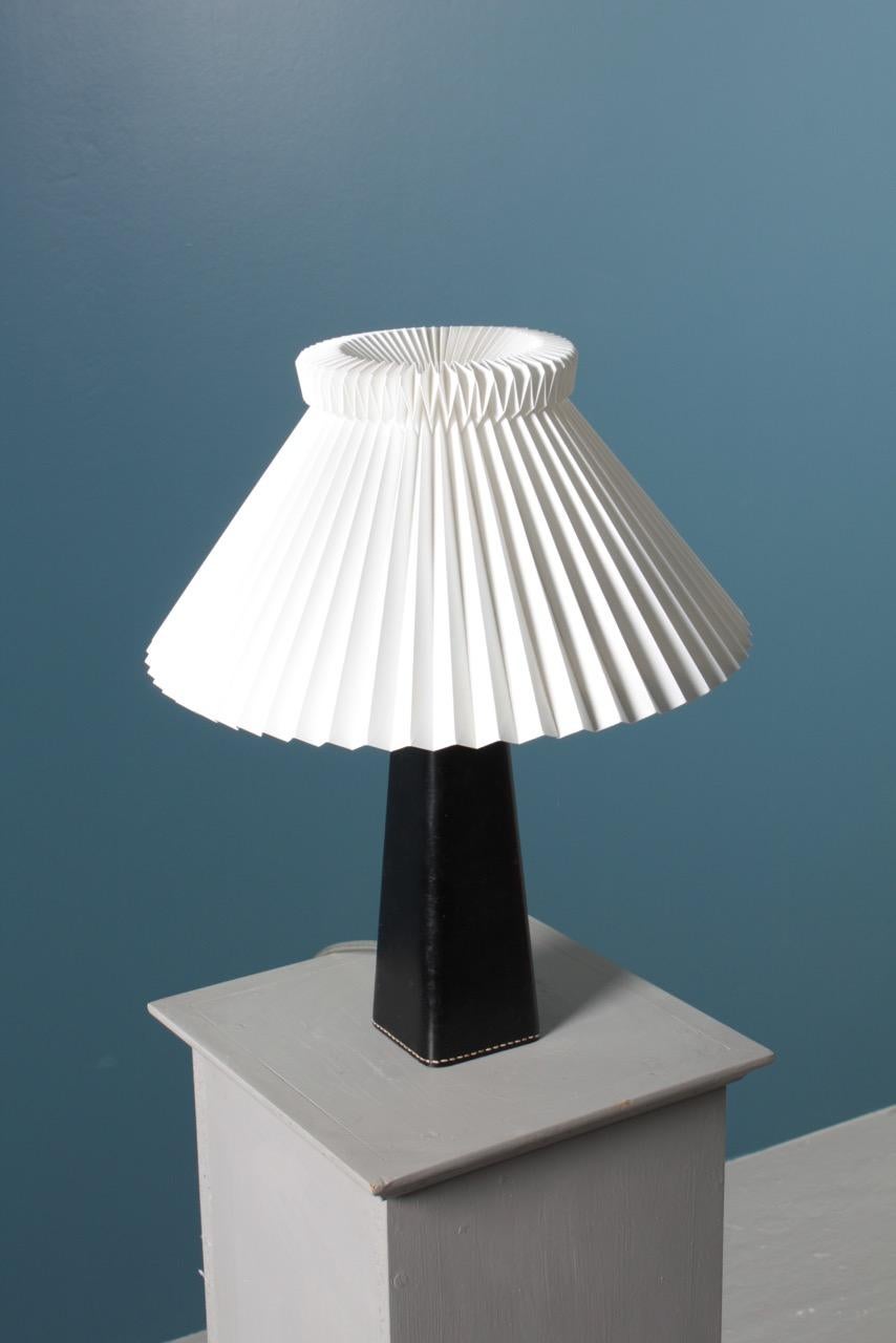 Danish Midcentury Table Lamp in Patinated Leather by Lisa Johansson Pape, 1950s For Sale