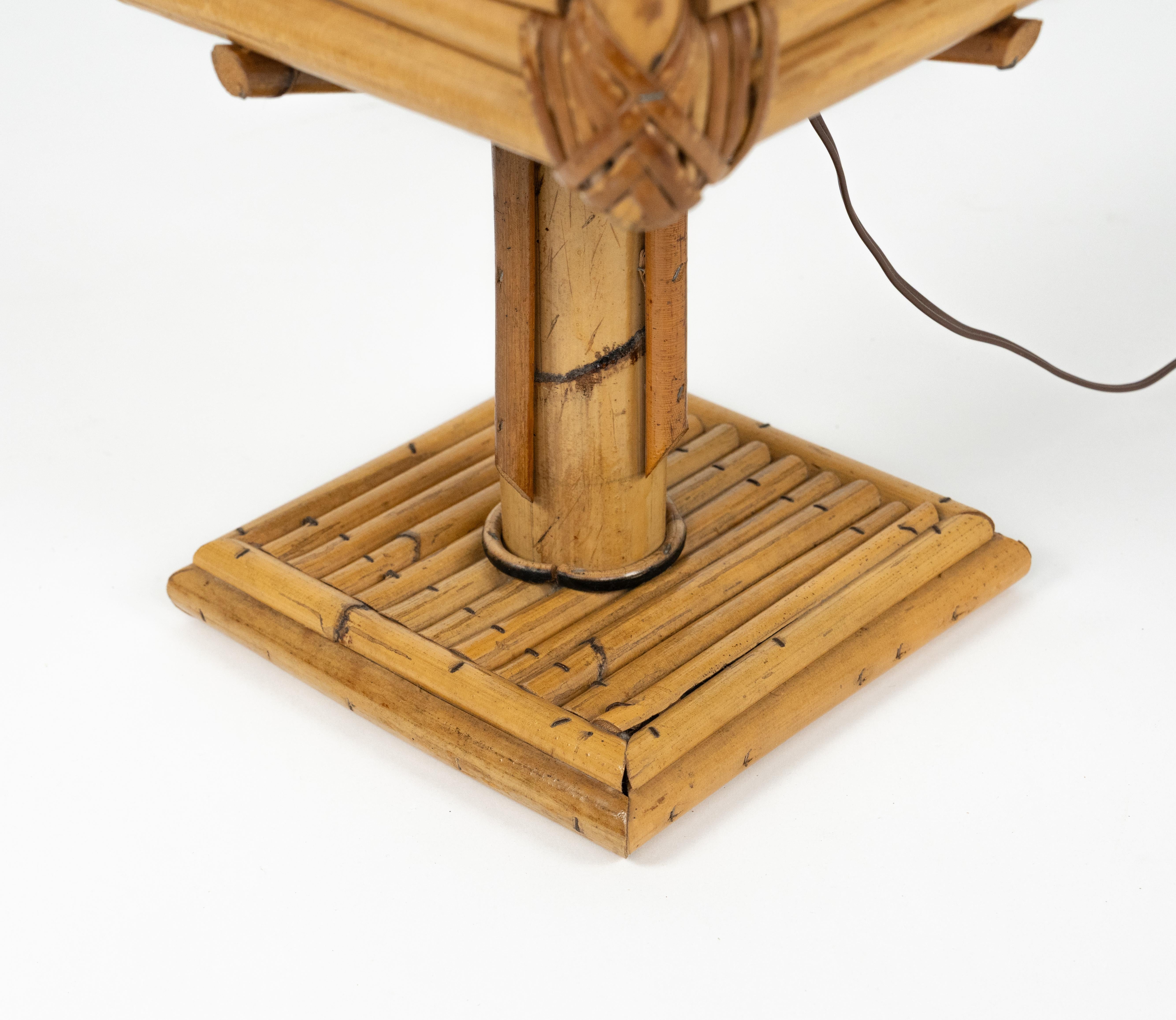 Lámpara de sobremesa de mediados de siglo en ratán y bambú Estilo Vivai del Sud, Italia Años 70 en venta 2