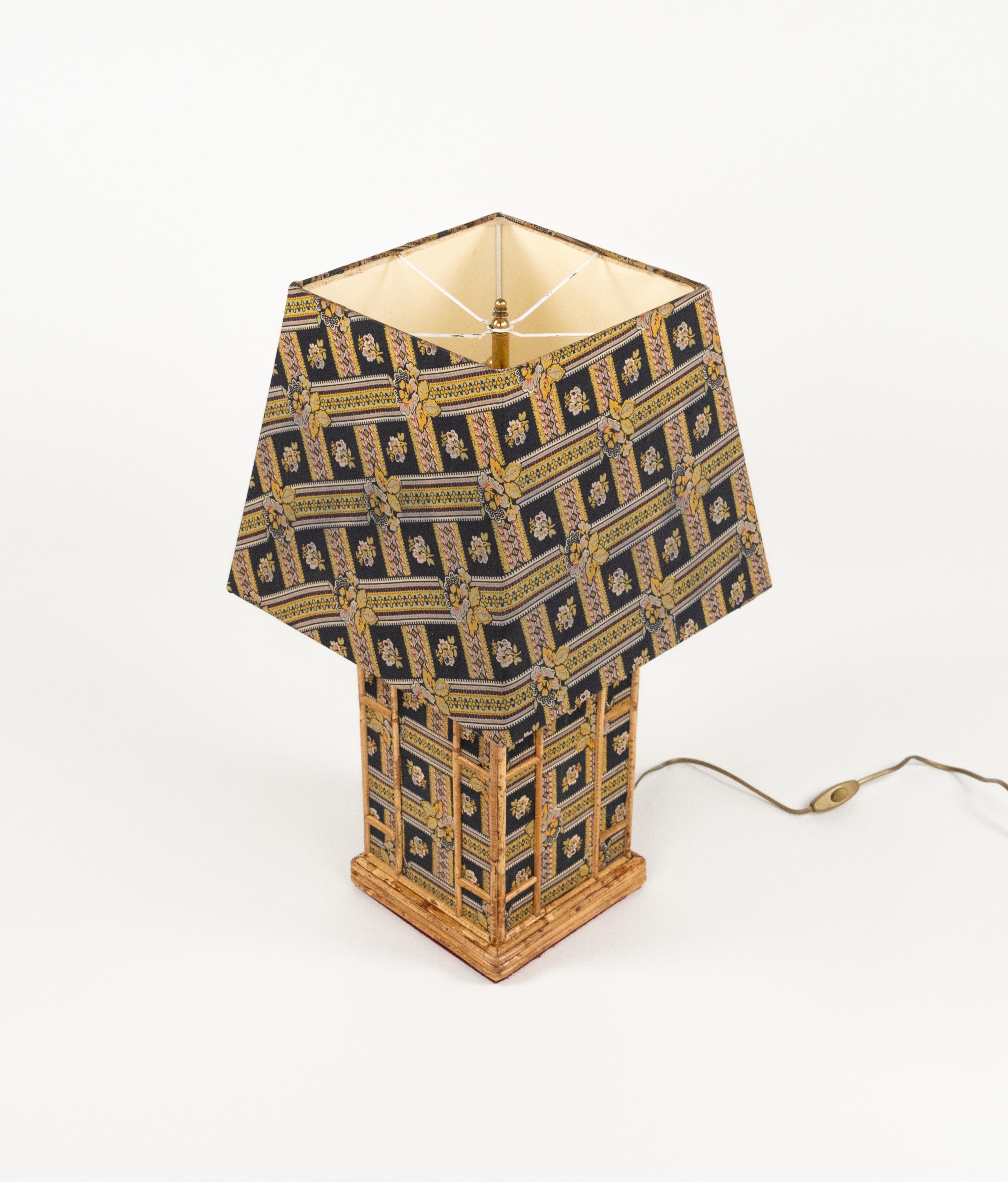 Mid-Century-Tischlampe aus Rattan, Stoff und Messing von Vivai Del Sud, Italien 1970er Jahre im Angebot 4