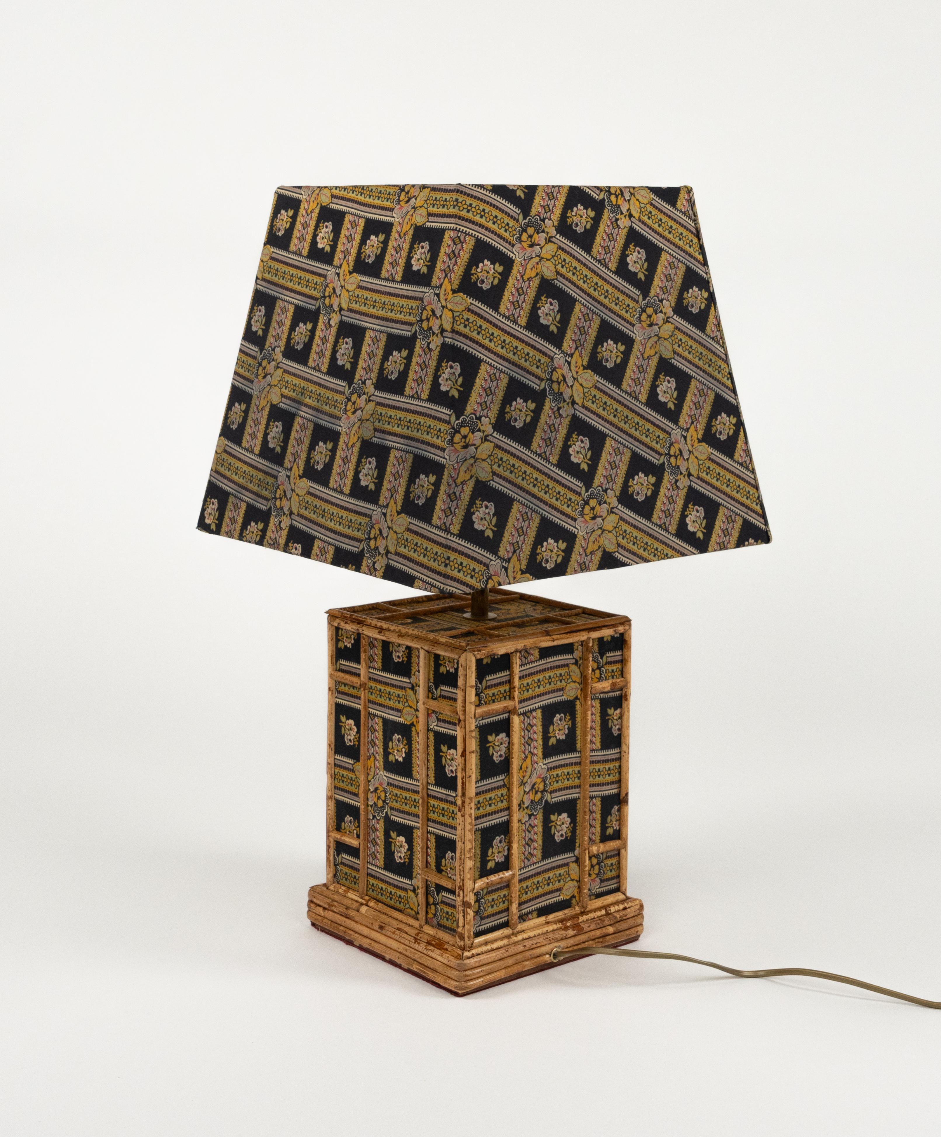 Mid-Century-Tischlampe aus Rattan, Stoff und Messing von Vivai Del Sud, Italien 1970er Jahre im Angebot 10