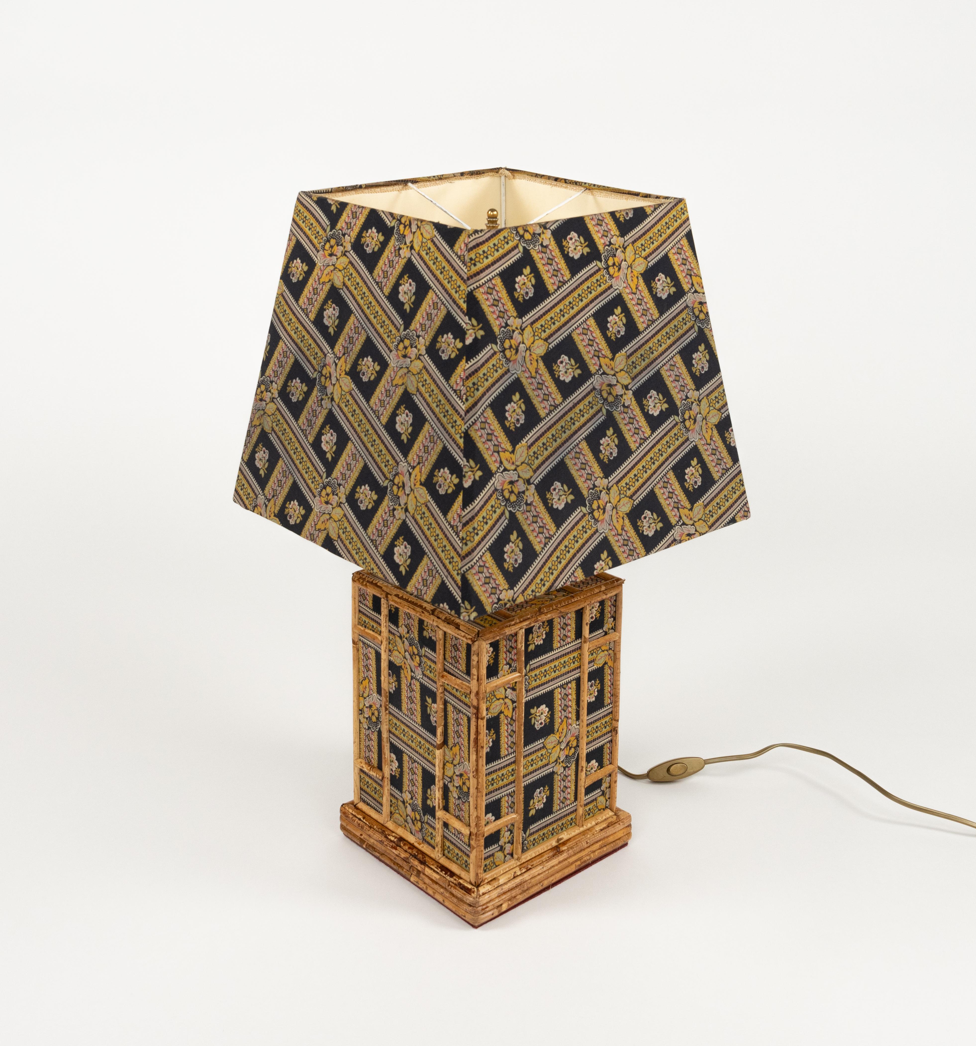 Mid-Century-Tischlampe aus Rattan, Stoff und Messing von Vivai Del Sud, Italien 1970er Jahre im Angebot 2