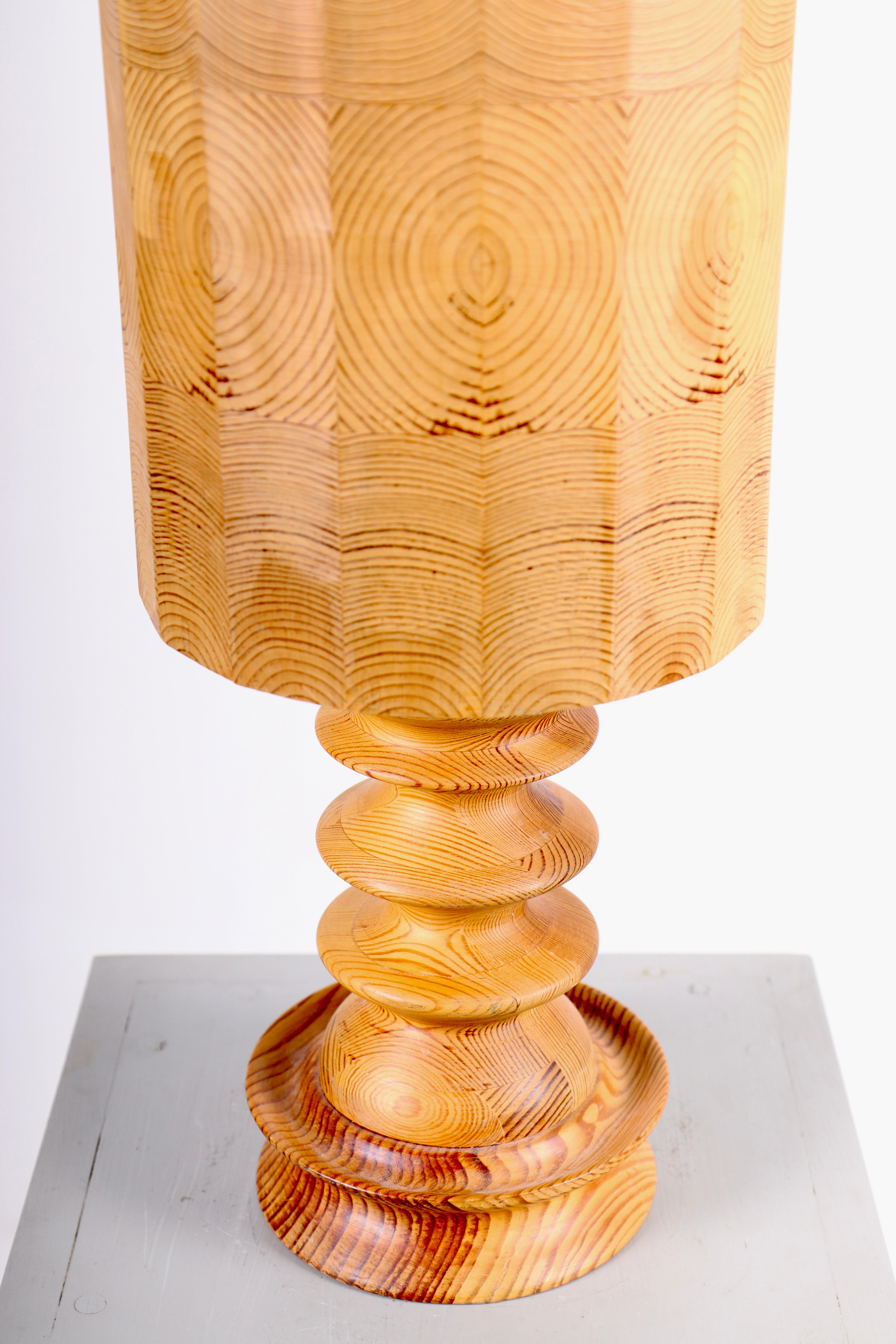 Table lamp in solid pine, designed and made in Denmark, 1960s.