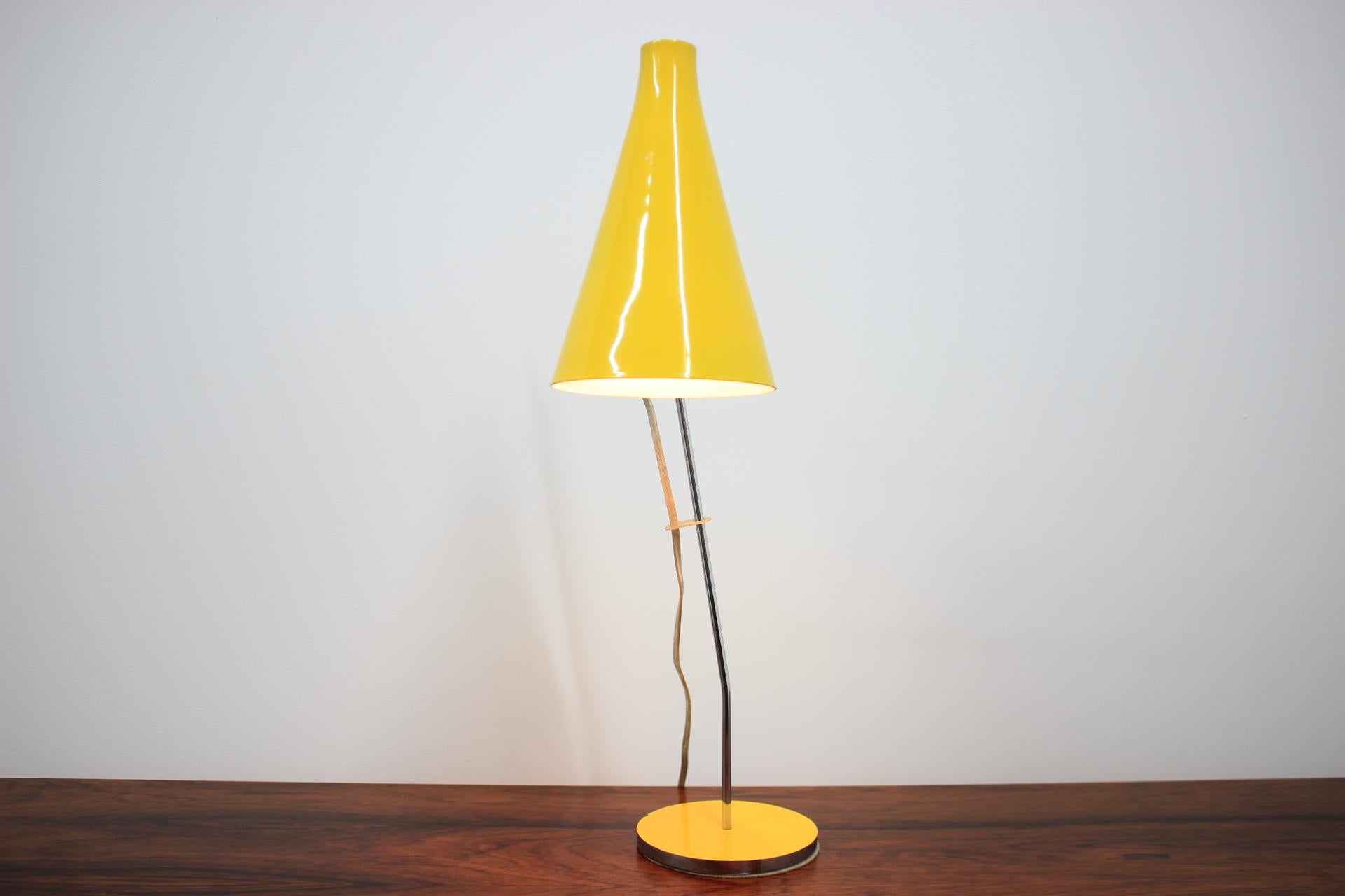 Midcentury table lamp Lidokov, Josef Hurka, 1960s, adjustable
Very nice style of lighting.