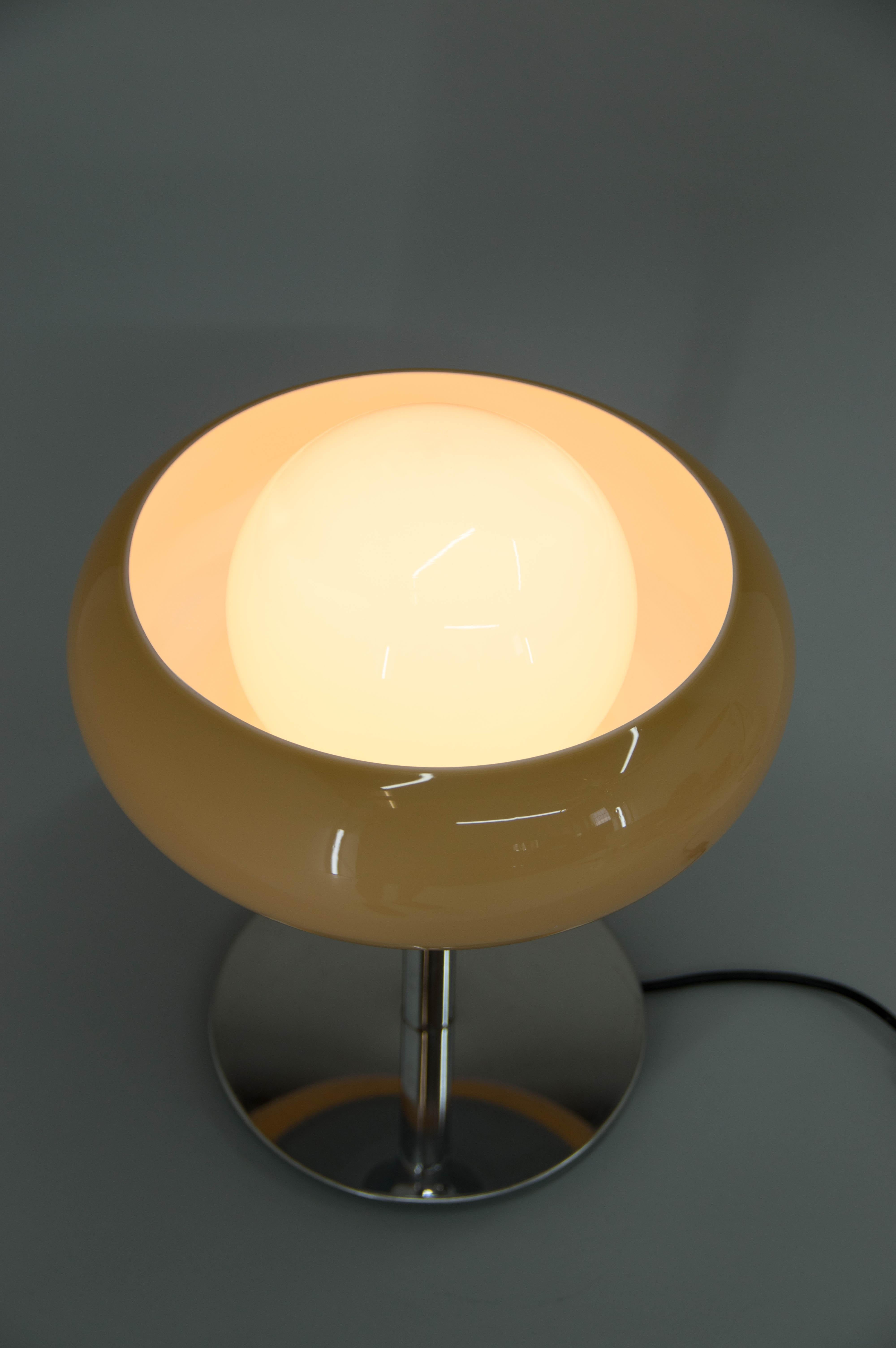 Late 20th Century Midcentury Table Lamp Meblo, Design Harvey Guzzini, 1970s