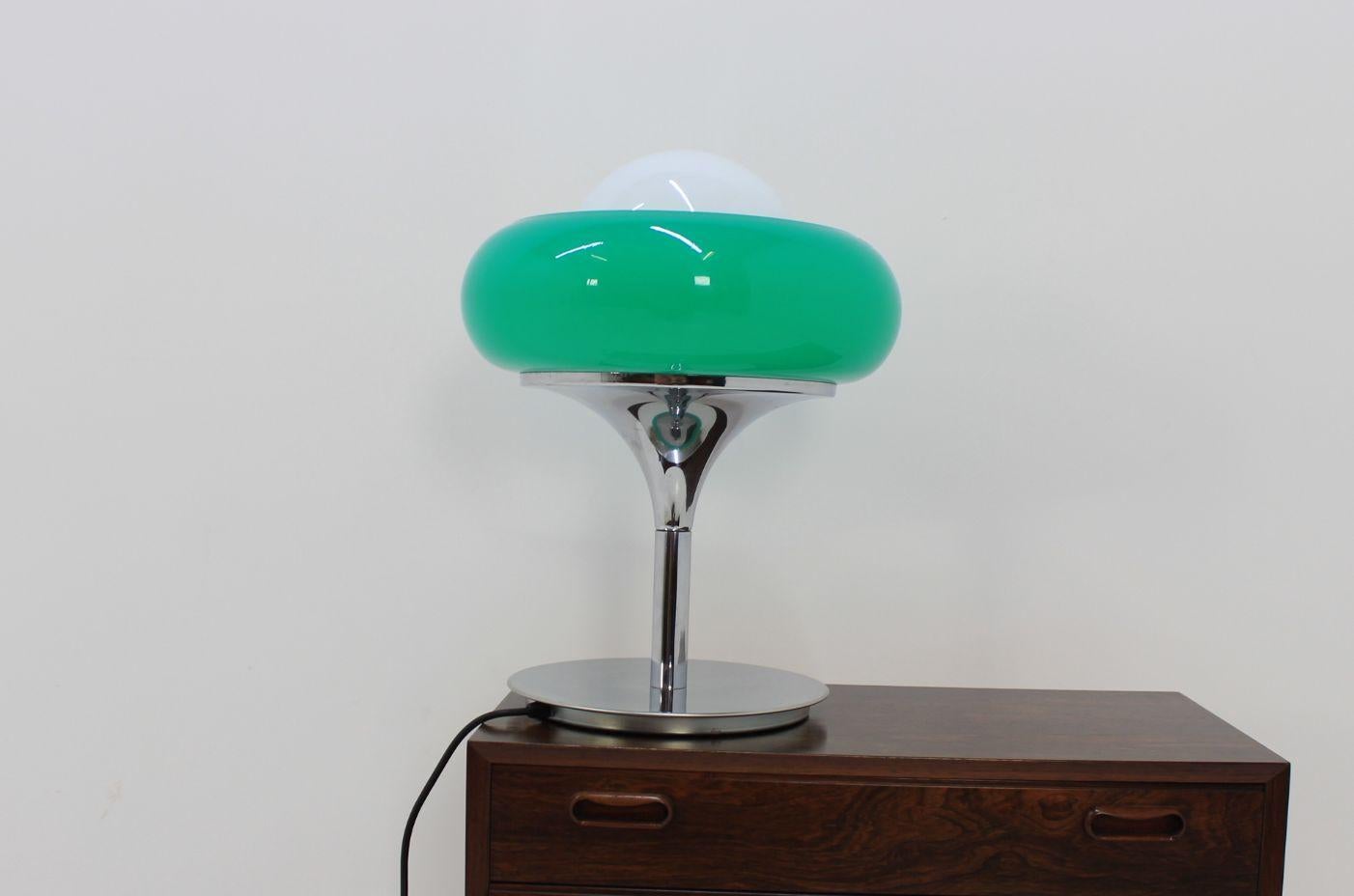 Milk Glass Midcentury Table Lamp Meblo, Design Harvey Guzzini, 1970s