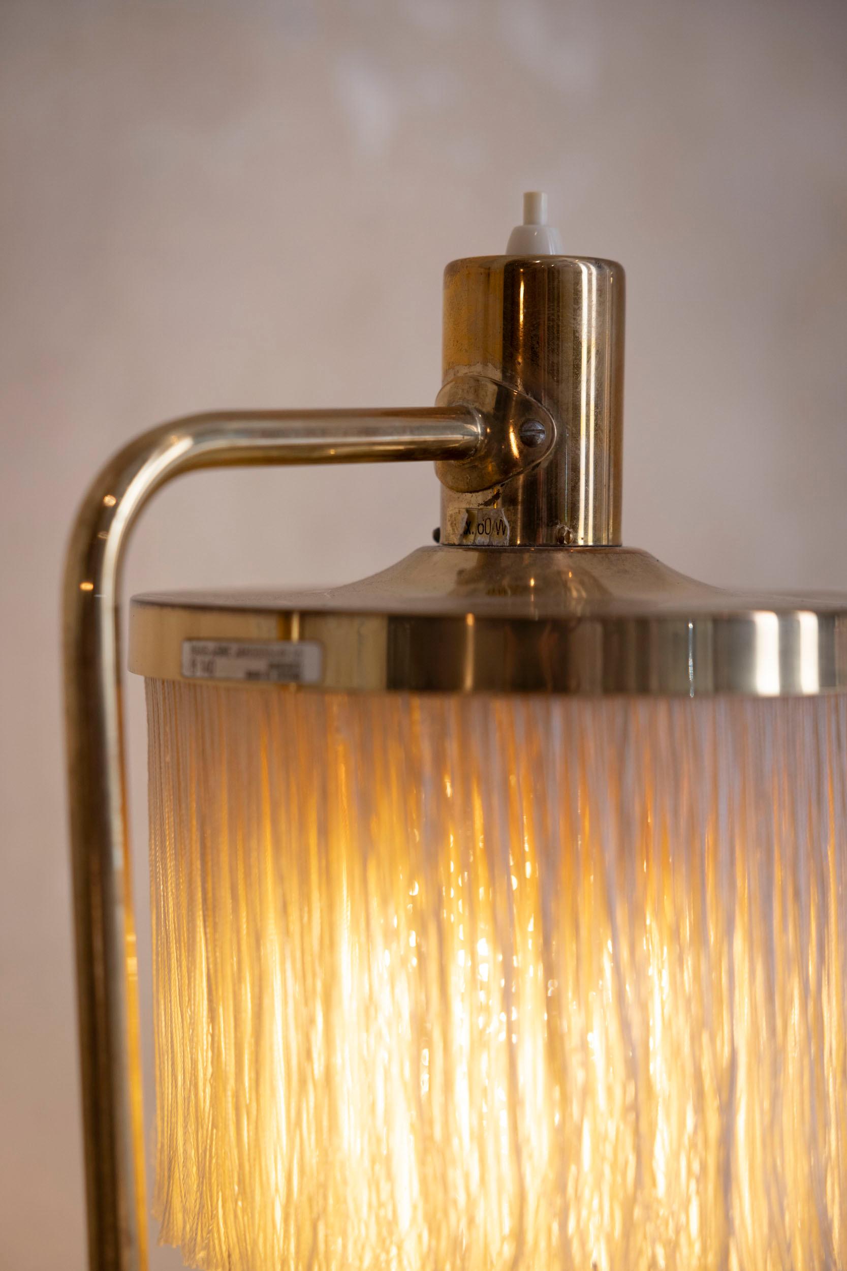 Lampe de table du milieu du siècle modèle B140 à franges par Hans-Agne Jakobsson, Suède, années 1960 en vente 1