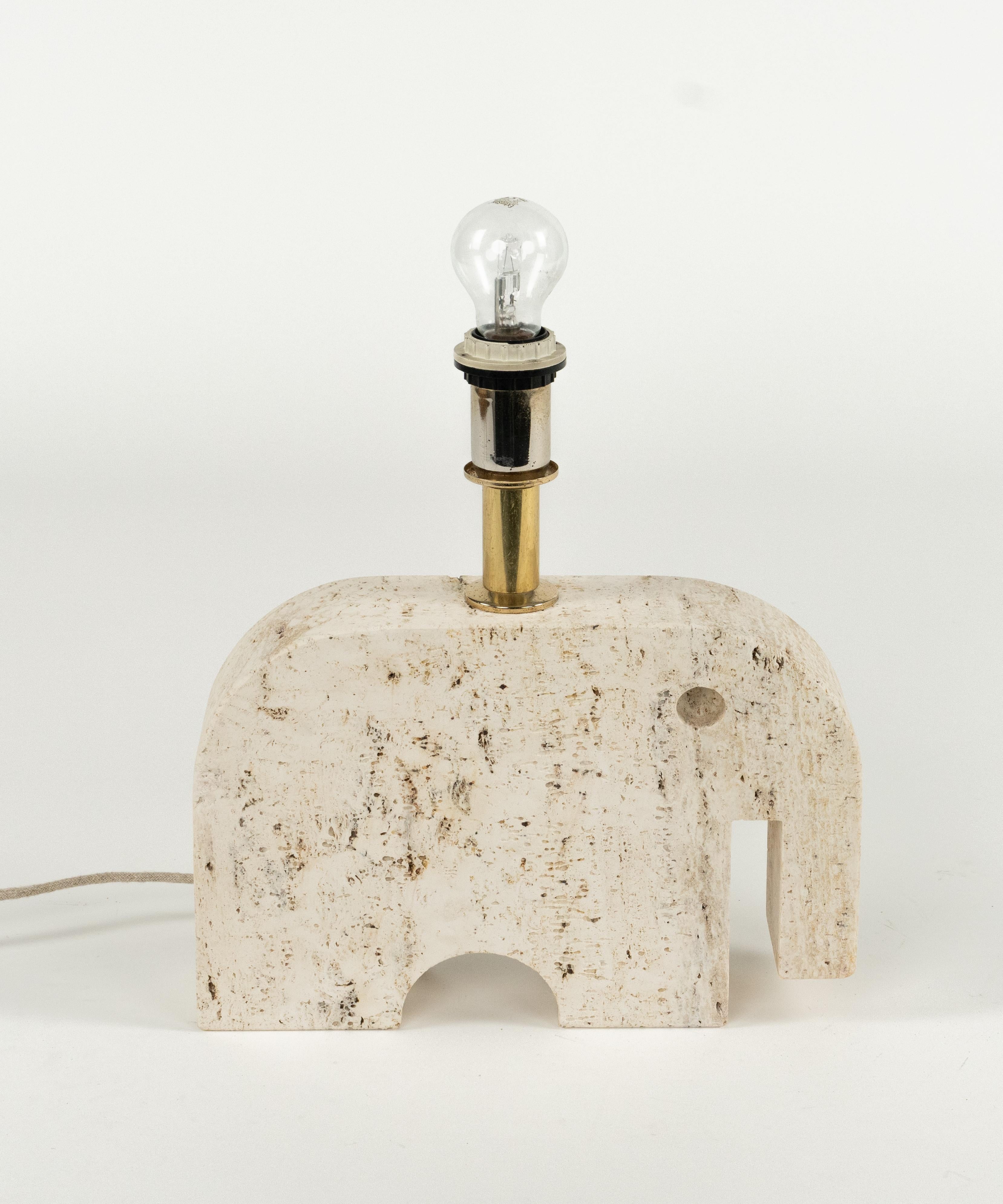 Midcentury Table Lamp Sculpture Elephant in Travertine and Wicker, Italy 1970s For Sale 7