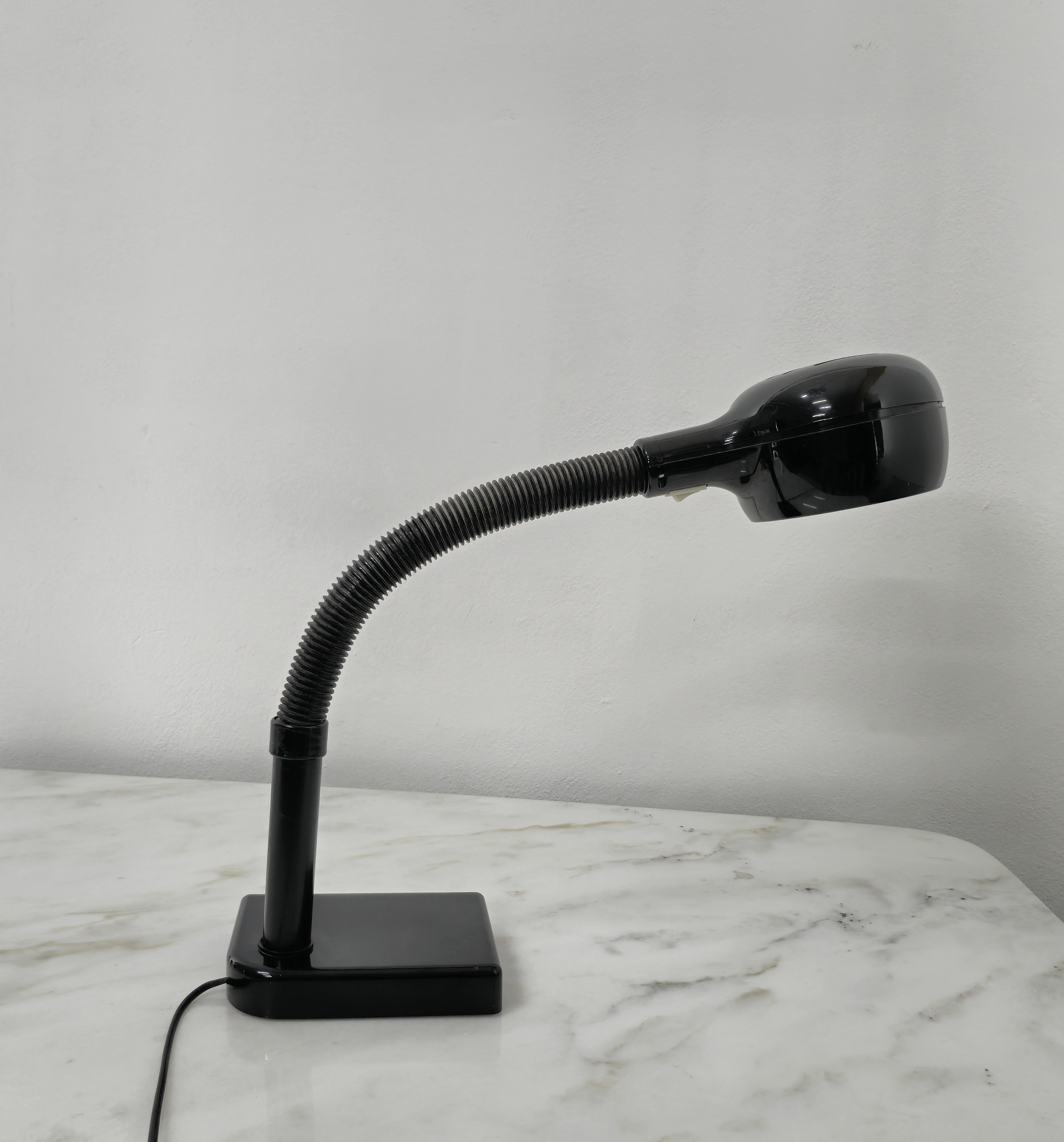 Midcentury Table Lamp Vico Magistretti Black Plastic Italian Design 1970s For Sale 4