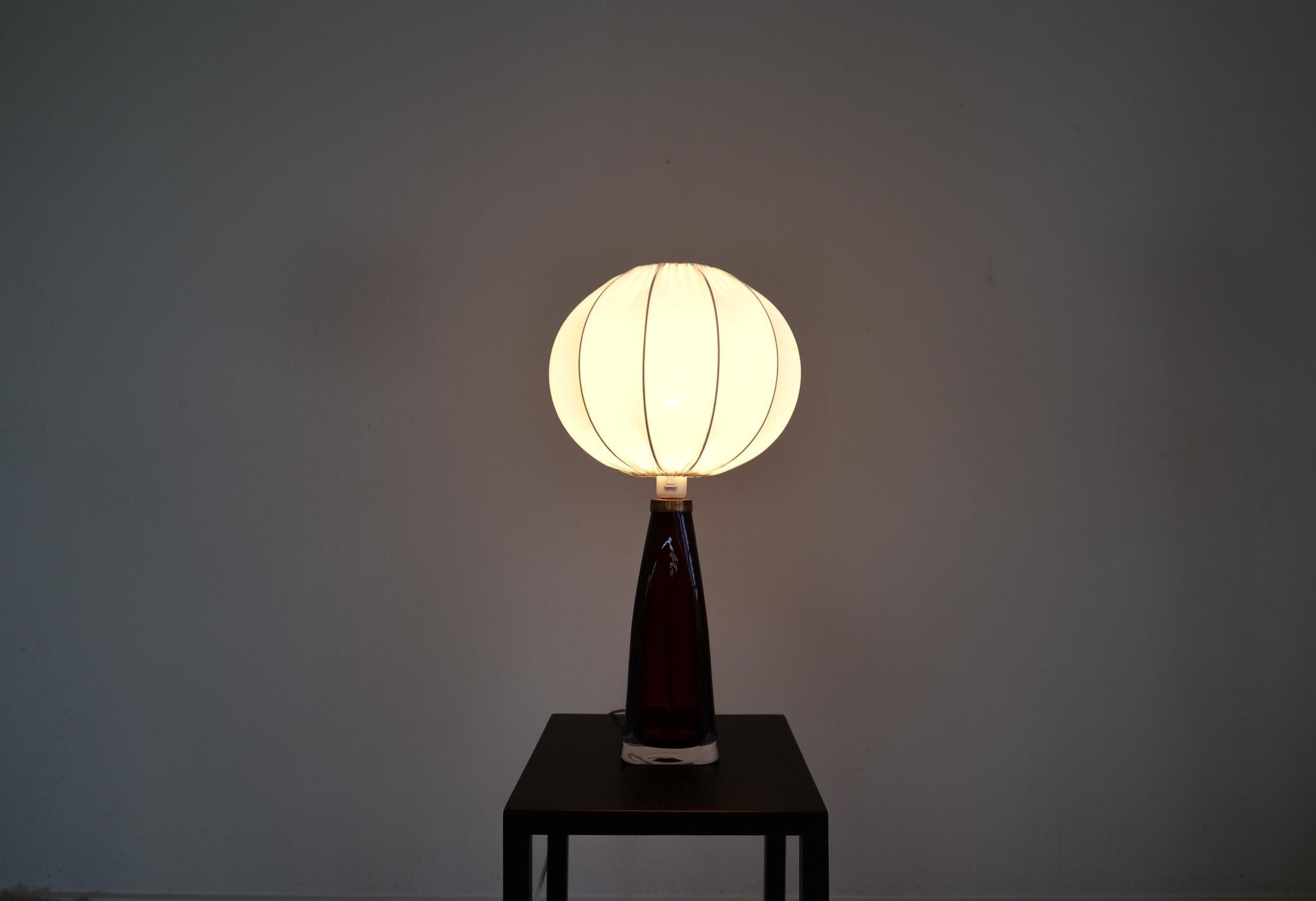 Midcentury Modern Table Lamp with Cotton Shade Carl Fagerlund Orrefors Sweden  For Sale 5
