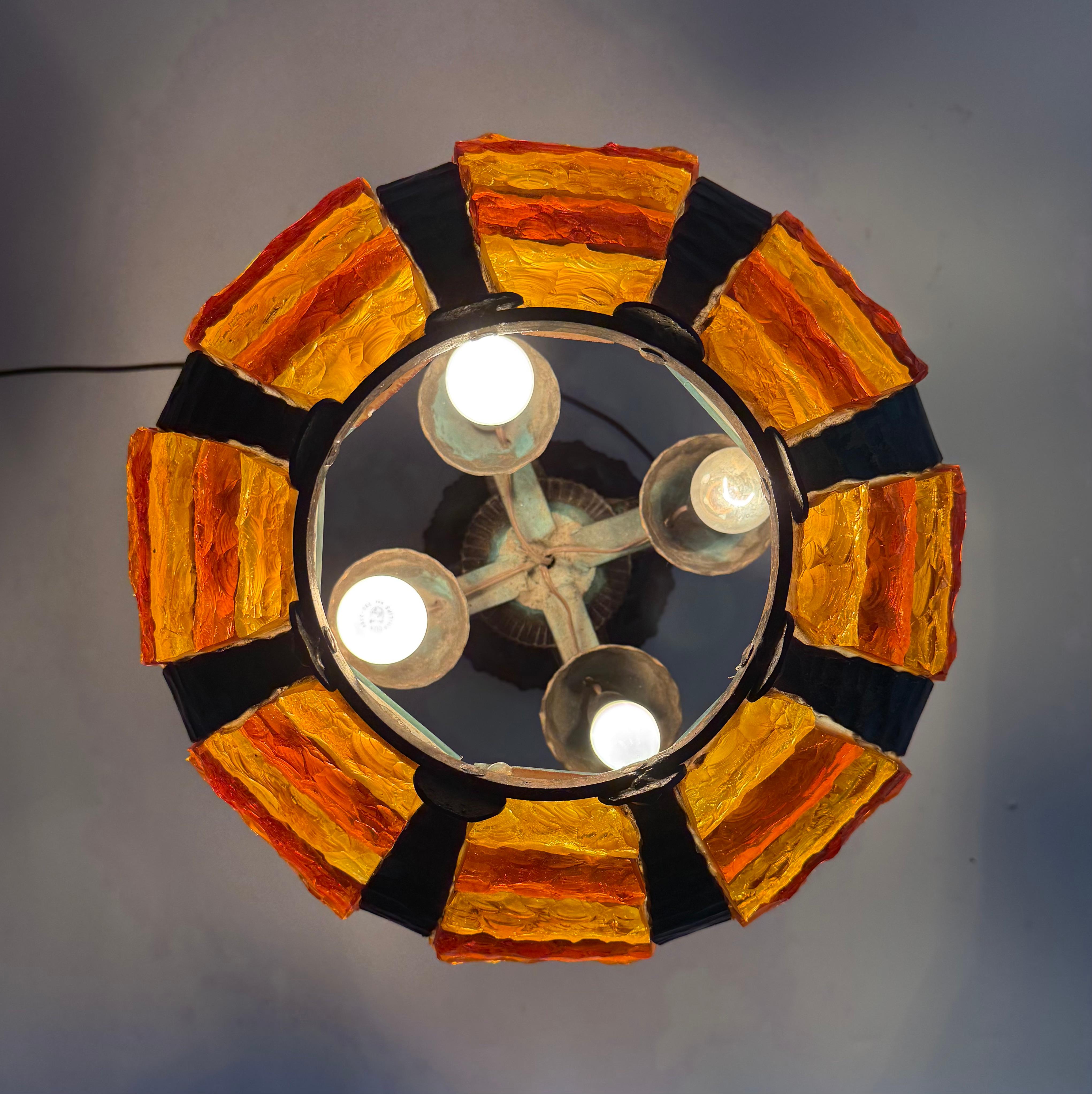 Mid-Century-Tischlampe aus Schmiedeeisen und gehämmertem Glas von Longobard, Italien, 1970er Jahre im Angebot 4