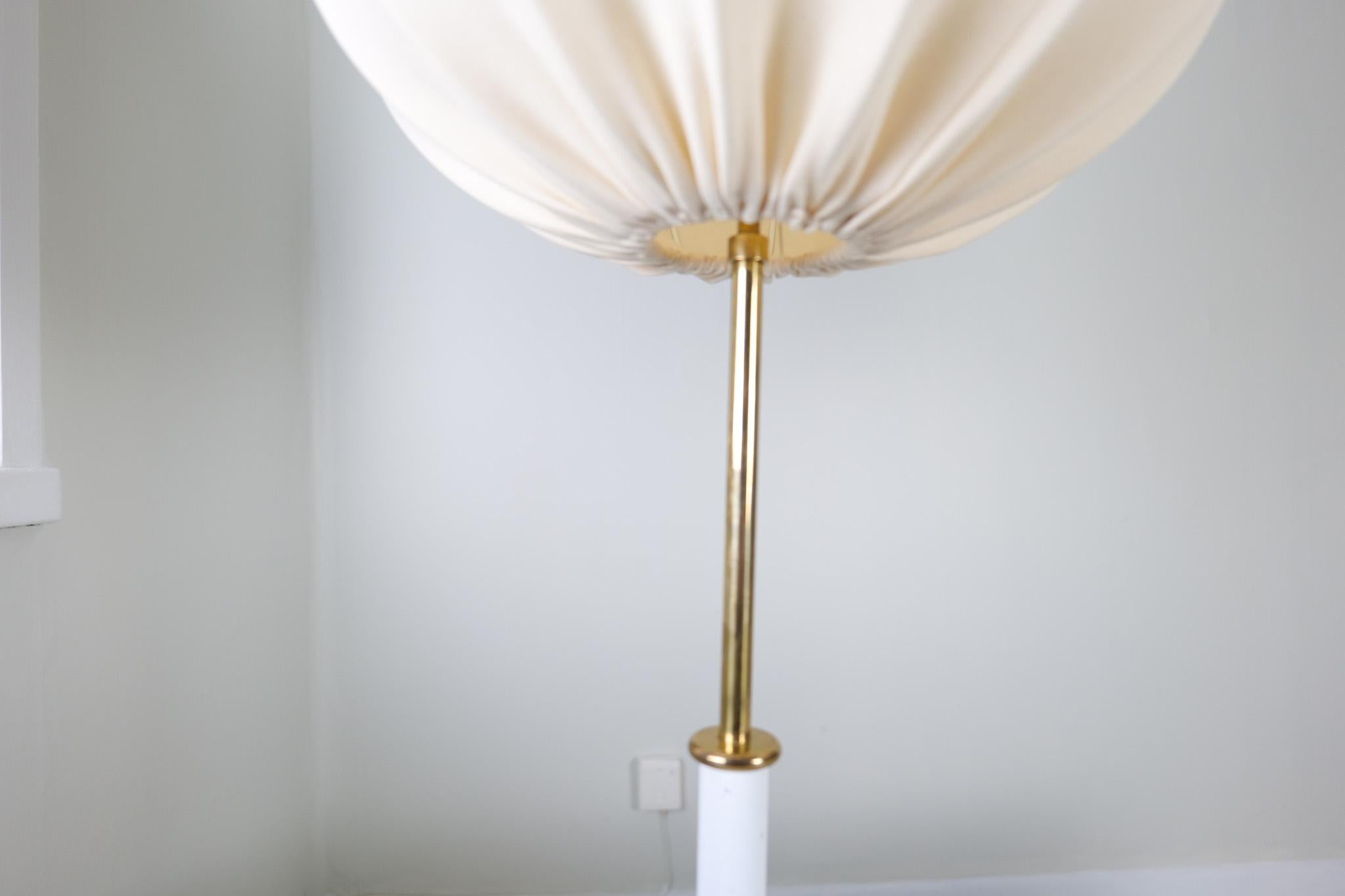 Lampes de table mi-siècle moderne, modèle 2466  par Josef Frank , Svenskt Tenn, Suède en vente 5