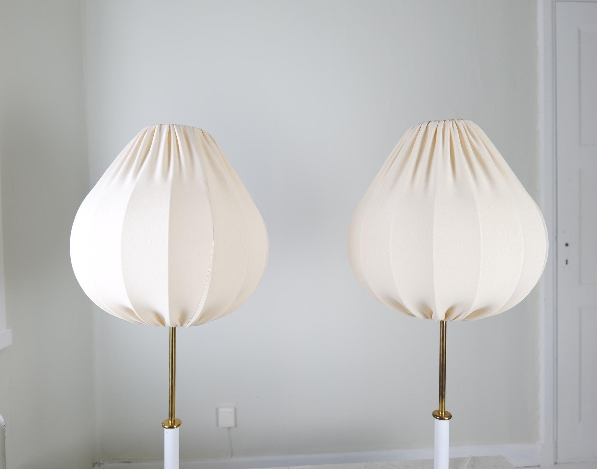Midcentury Modern Table Lamps Model 2466  by Josef Frank , Svenskt Tenn Sweden For Sale 6