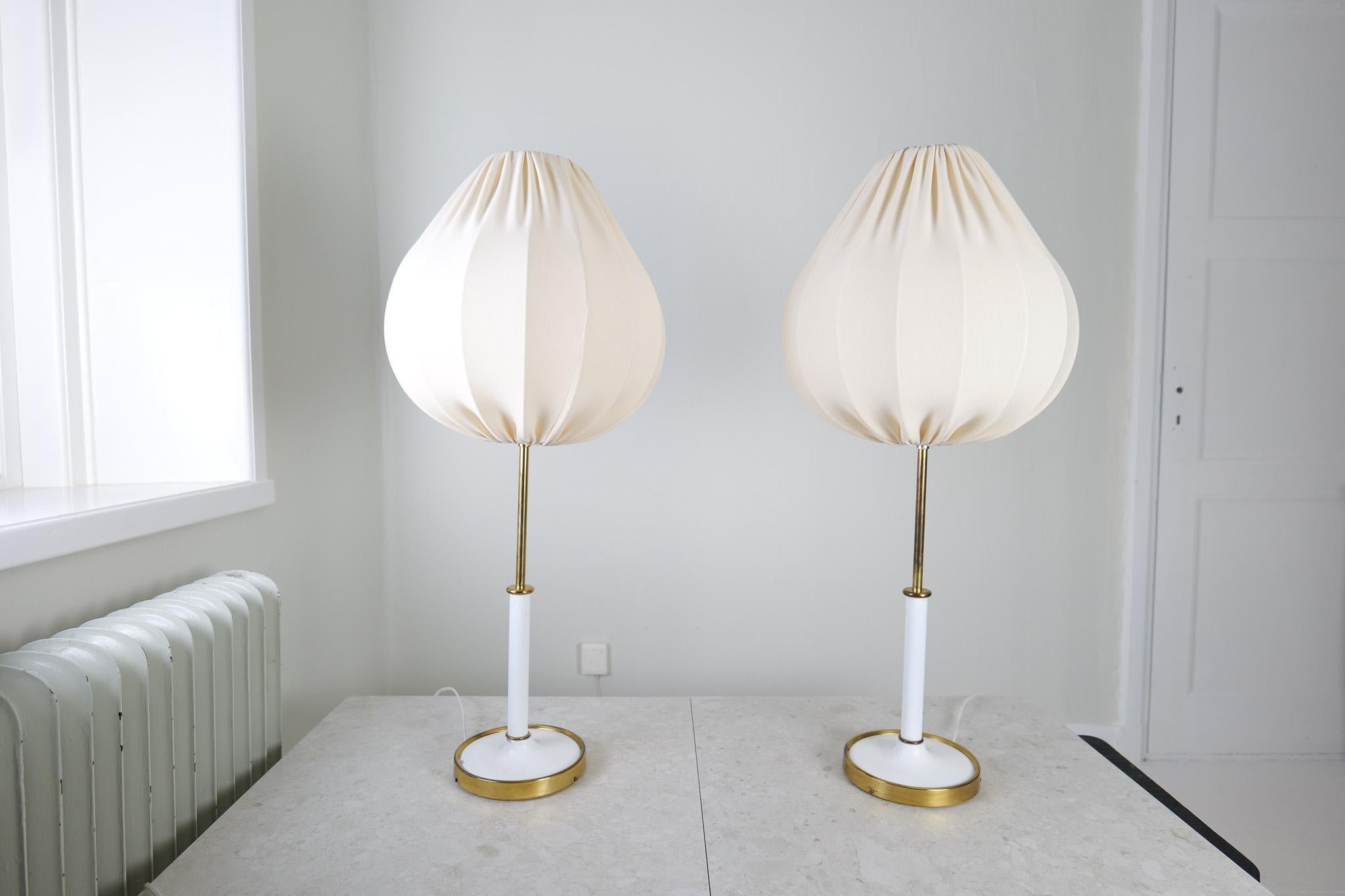 Swedish Midcentury Modern Table Lamps Model 2466  by Josef Frank , Svenskt Tenn Sweden For Sale