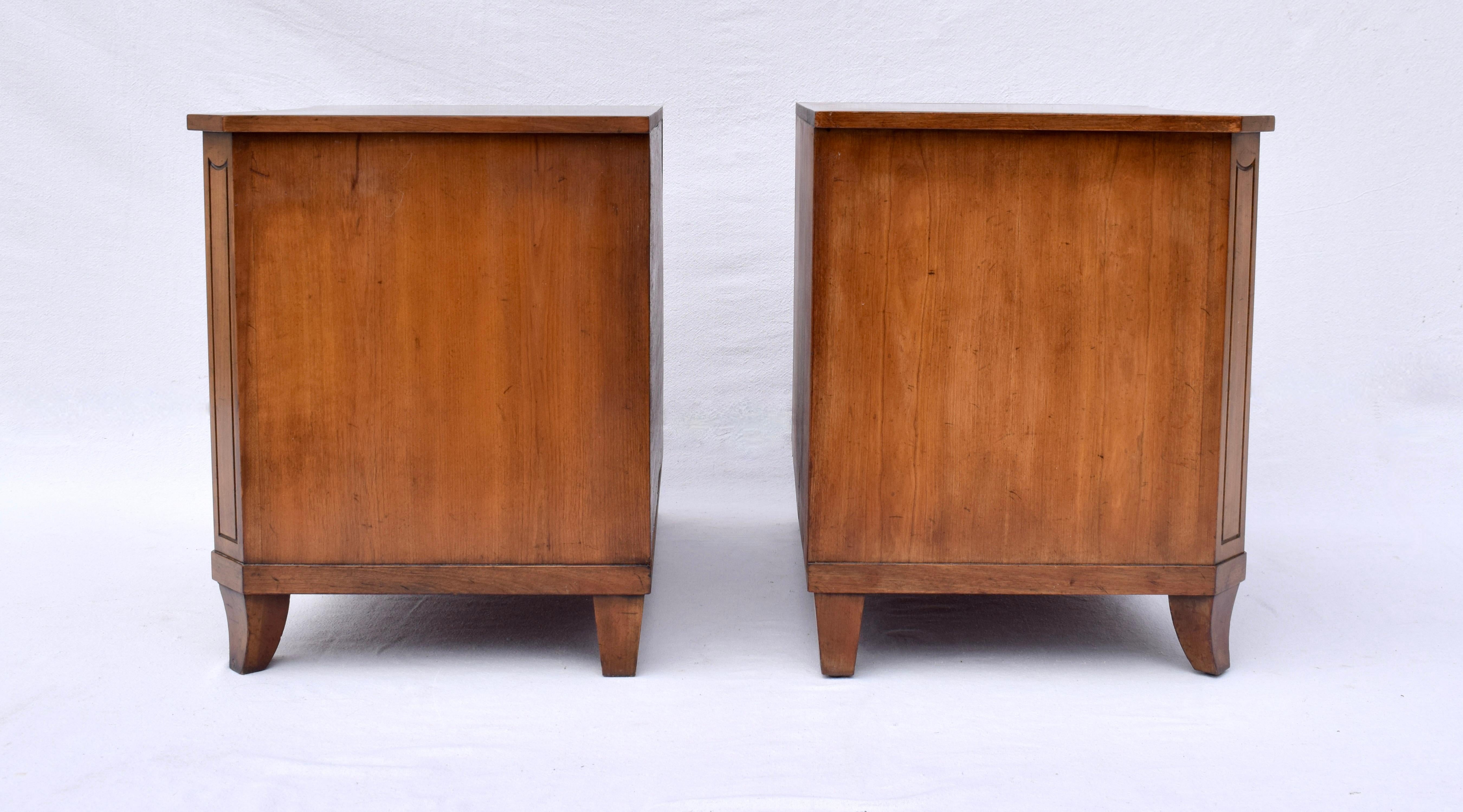 Midcentury Tambour Door Nightstand Cabinets by Baker In Good Condition For Sale In Southampton, NJ