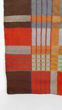 MidCentury Tartan Geometric Graphic Rug in Pure Wool, Italy 1970s