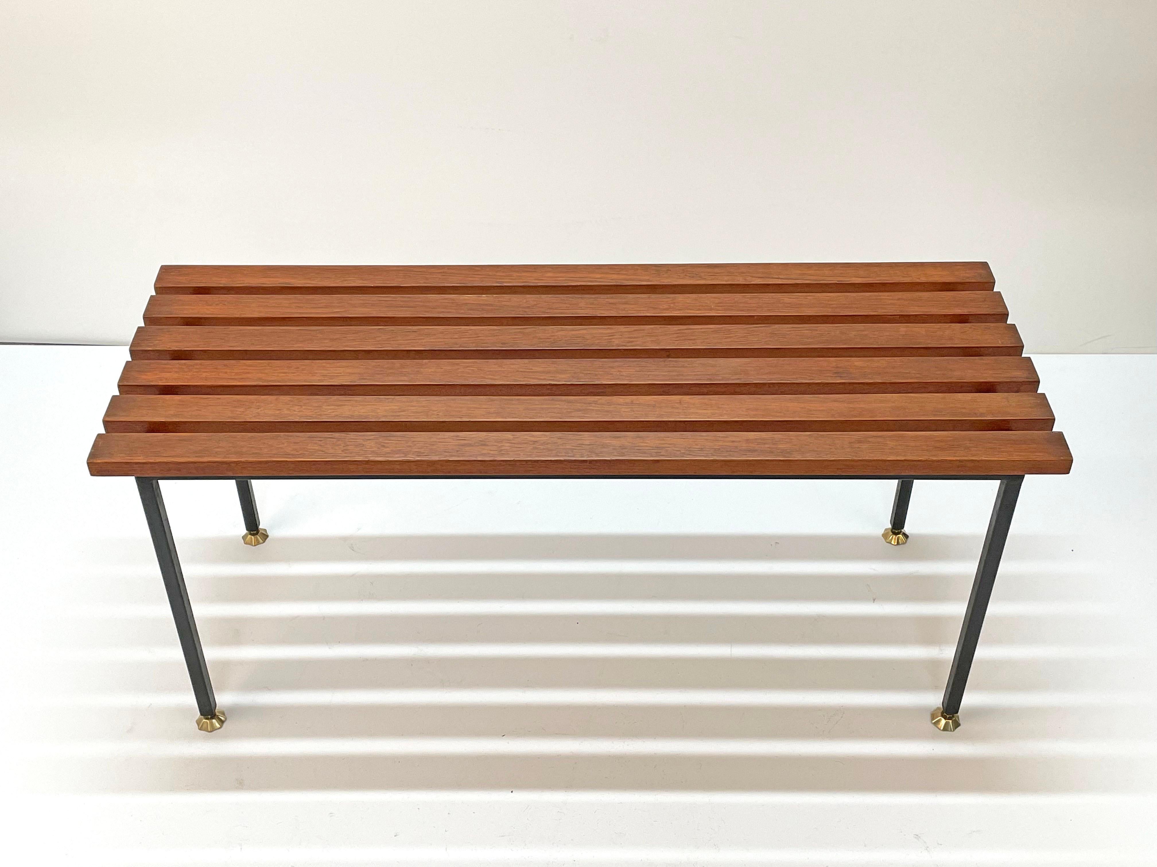 Midcentury Teak and Black Enameled Metal Italian Bench with Brass Feet, 1960s For Sale 12