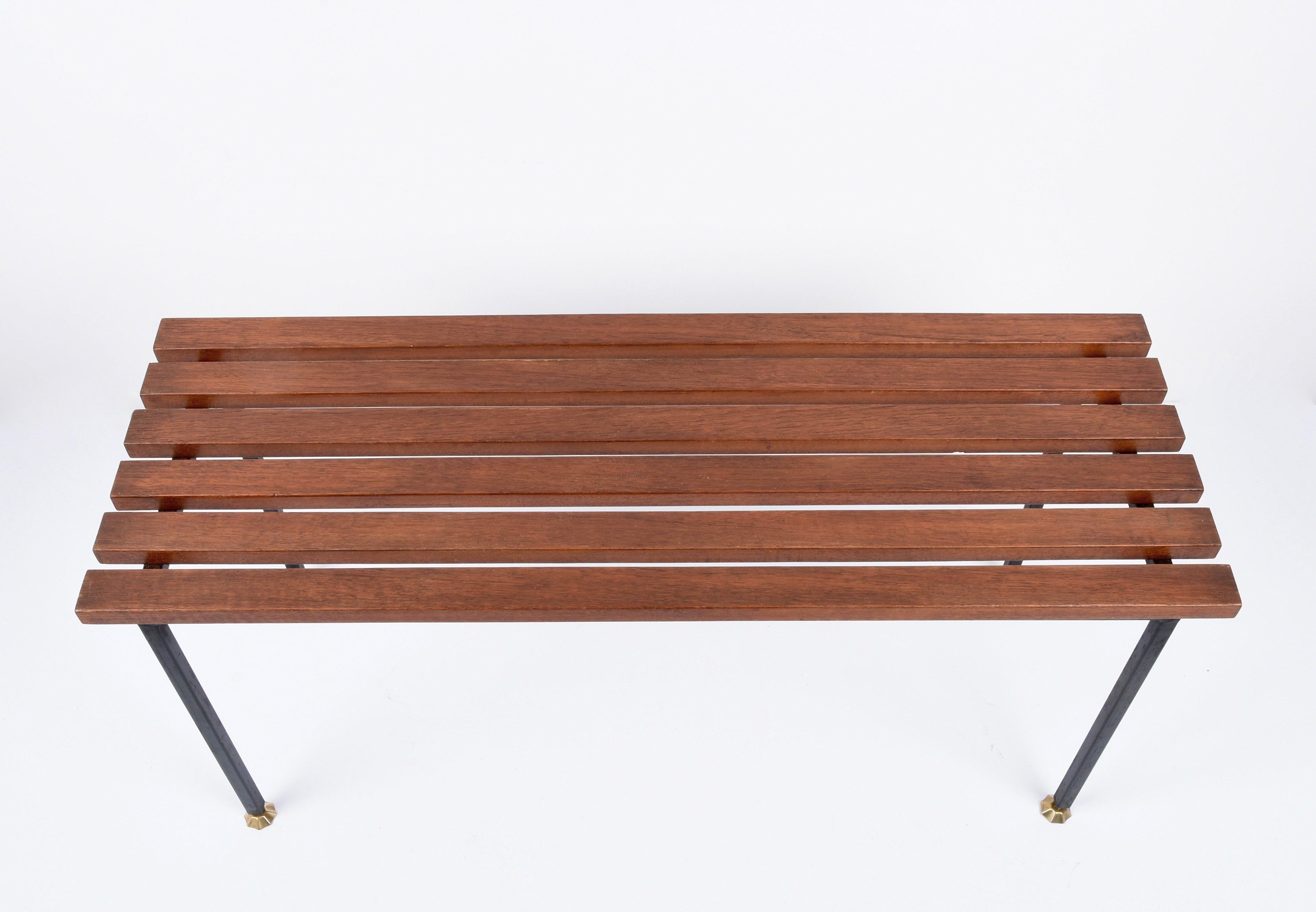 Midcentury Teak and Black Enameled Metal Italian Bench with Brass Feet, 1960s For Sale 1