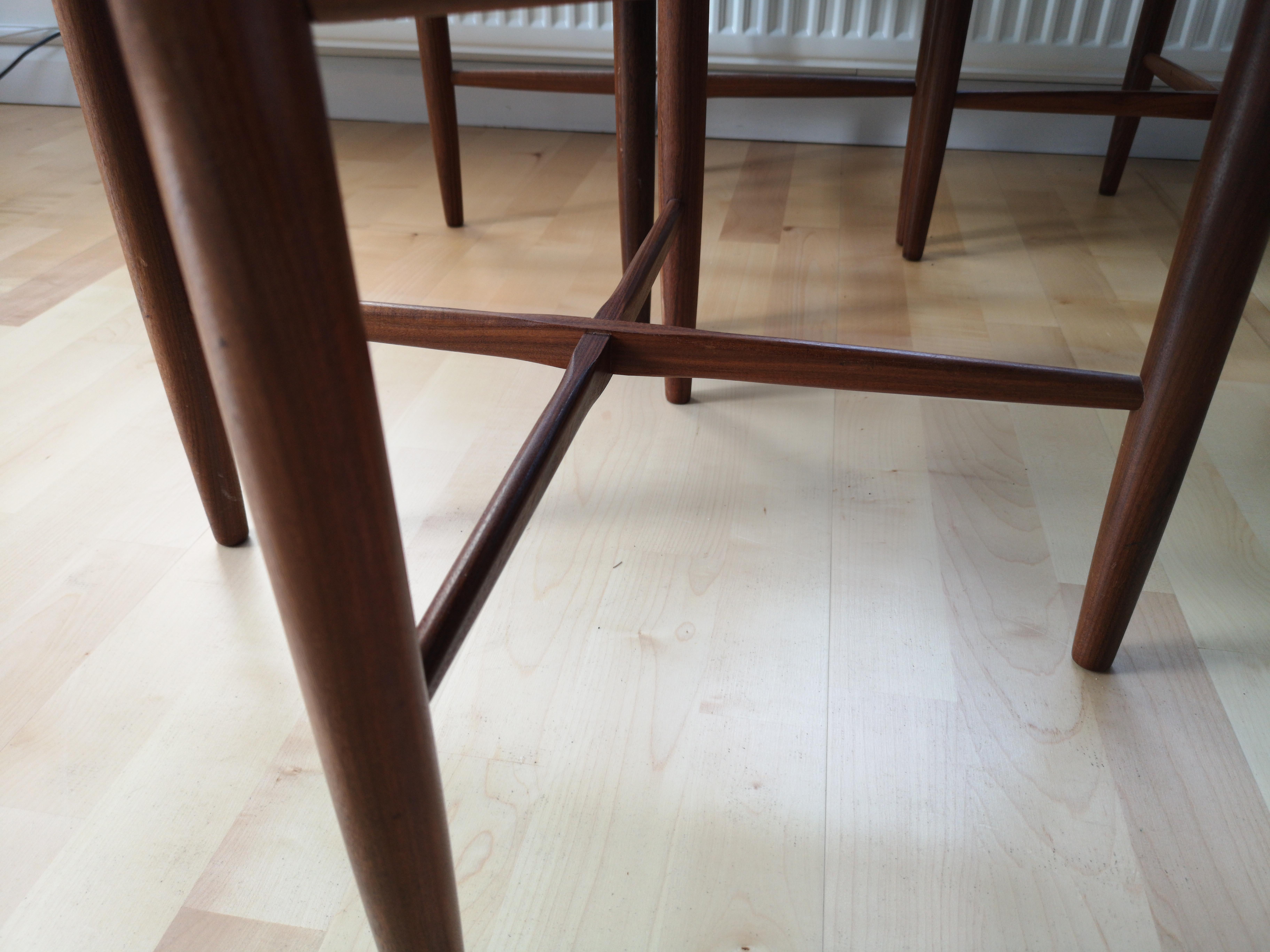 Midcentury Teak and Black Vinyl Dining Chairs by Victor Wilkins for G-Plan In Good Condition In Farnham, Surrey