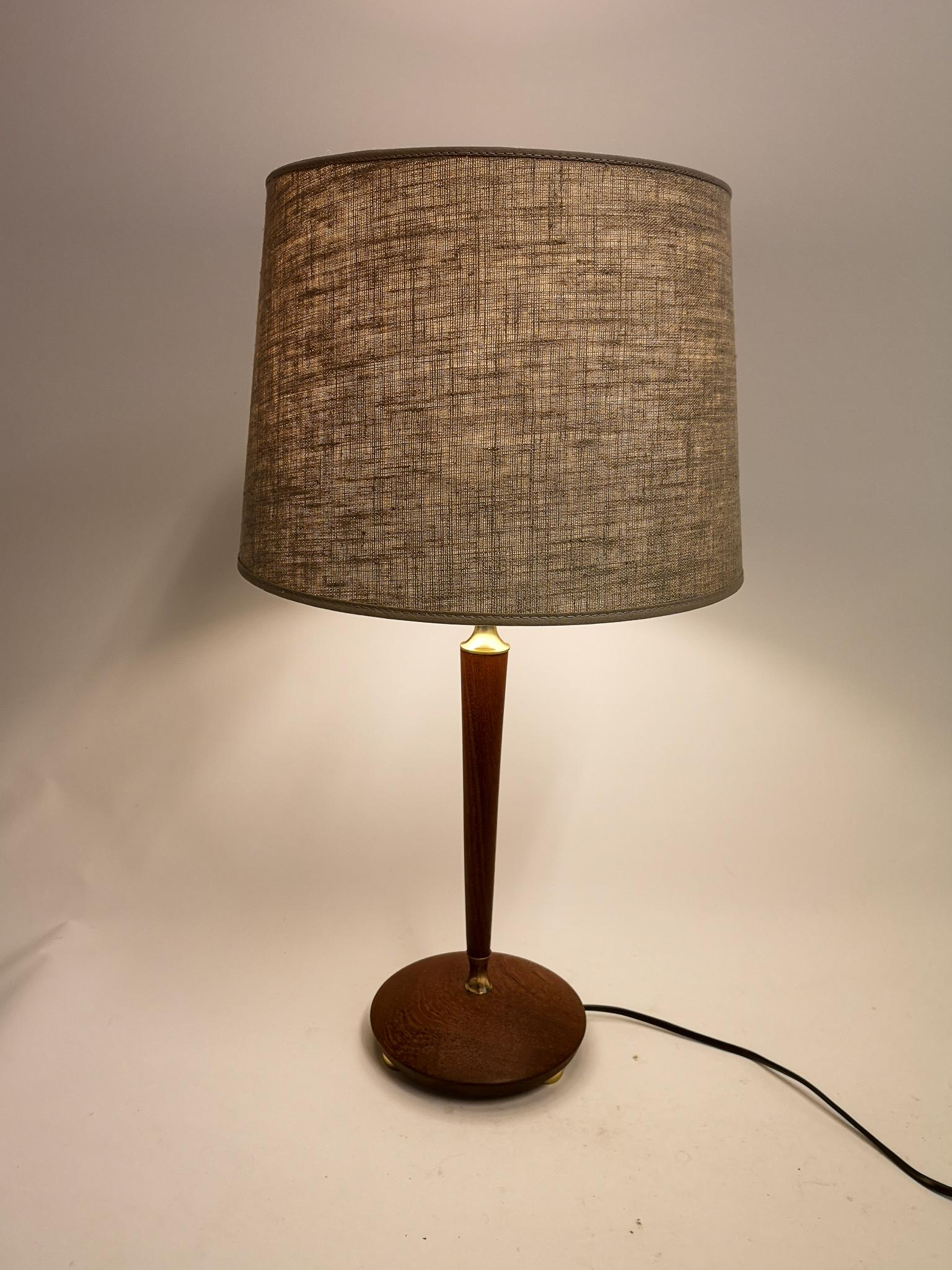 Midcentury Teak and Brass Table Lamp Sweden 1950s In Good Condition For Sale In Hillringsberg, SE