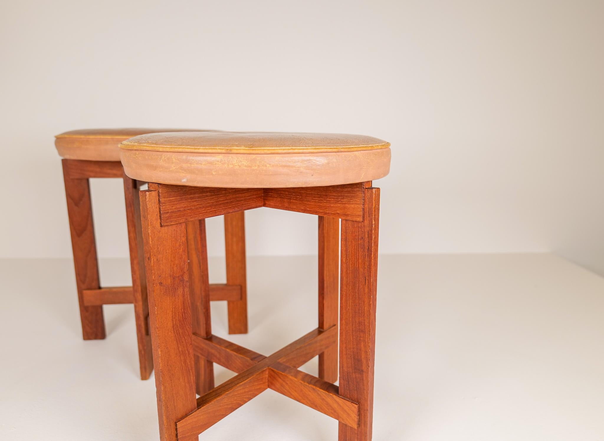 Mid-20th Century Midcentury Teak and Leather Stools Uno & Östen Kristiansson for Luxus, Sweden For Sale