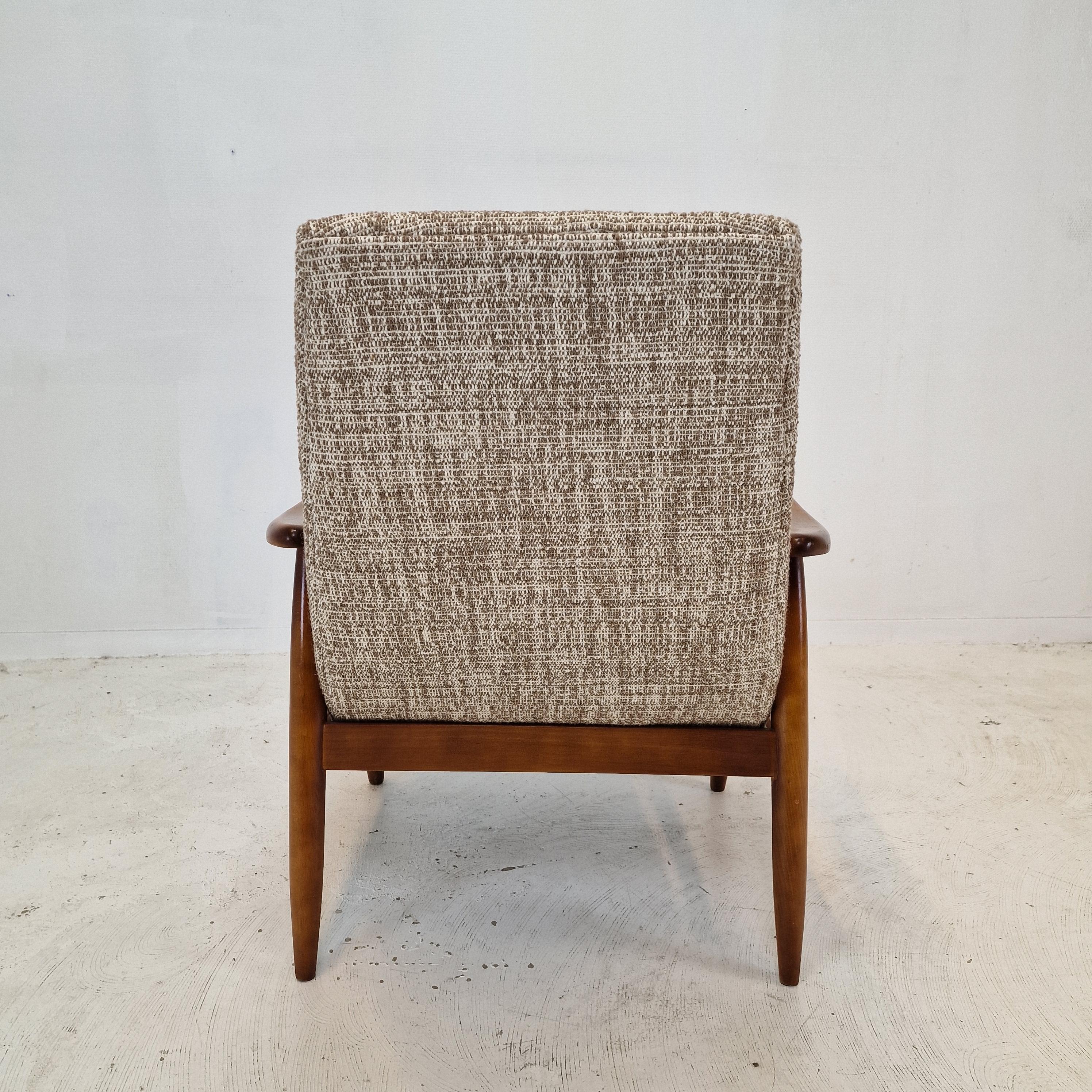 Teakholz-Sessel aus der Jahrhundertmitte Dänemark, 1960er Jahre im Angebot 1