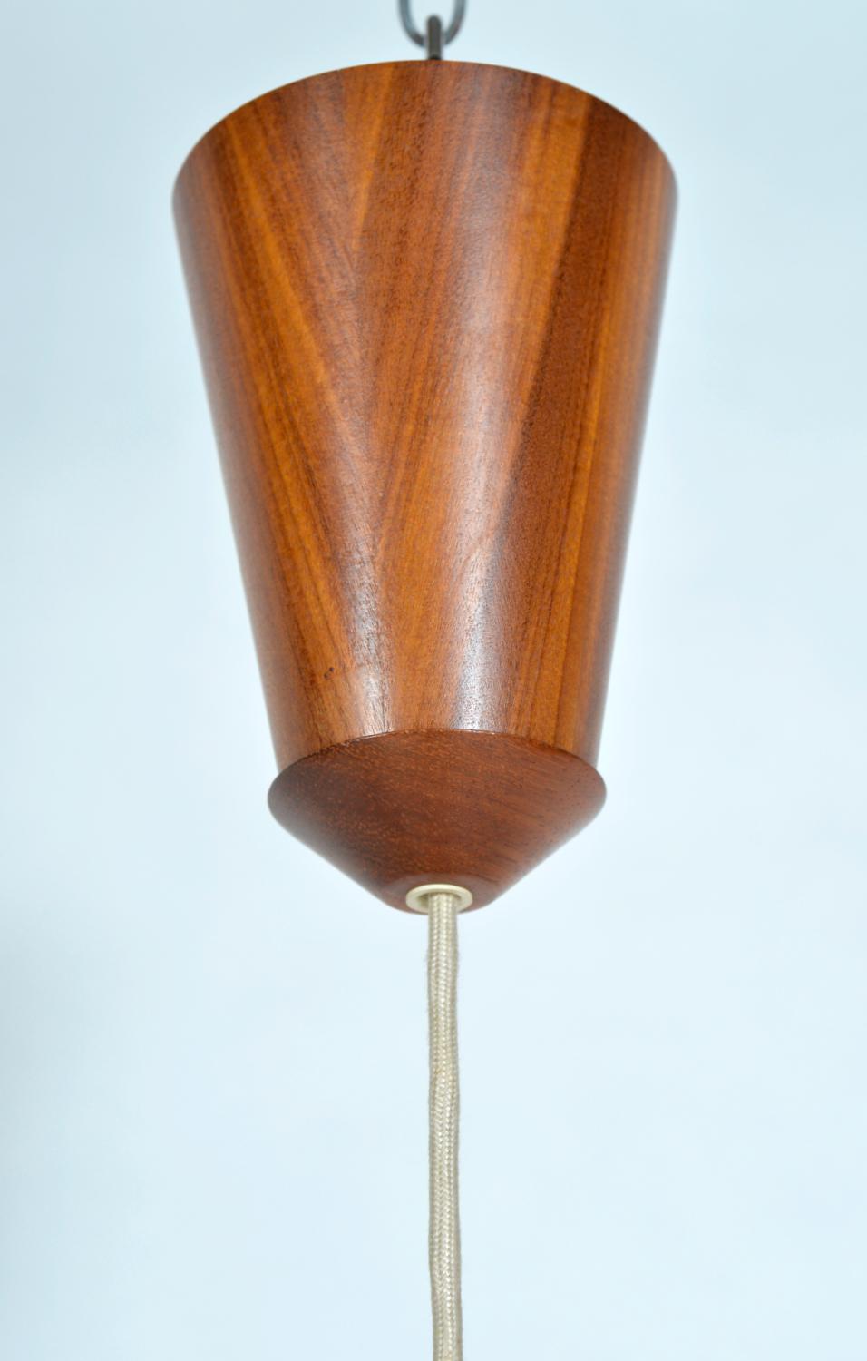 Lampe à suspension Rise and Fall en teck et tressage du milieu du siècle par Swiss Co Temde Leuchten en vente 5