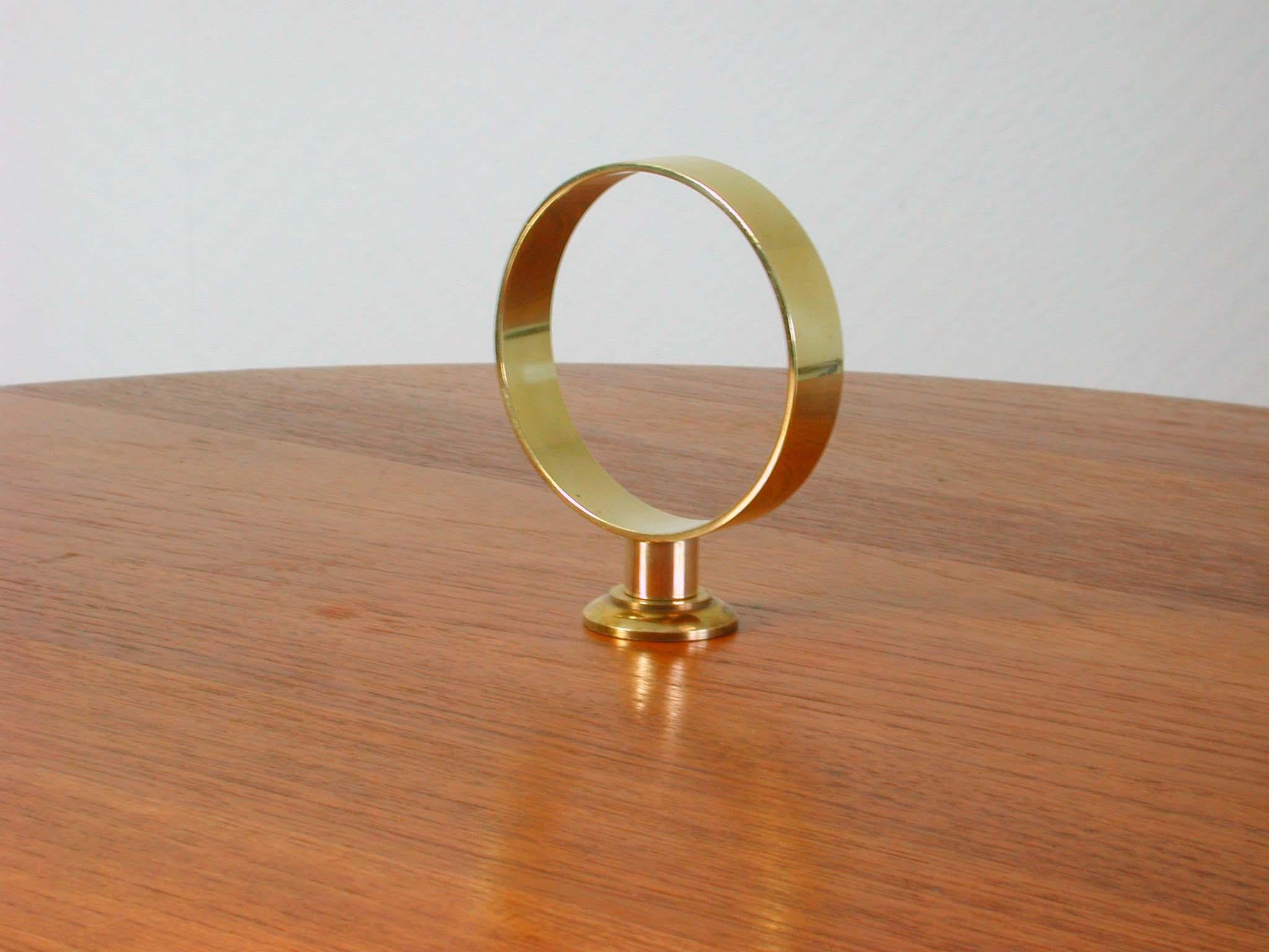 Midcentury Teak, Brass and Cast Iron Tripod Side Table by Digsmed, Denmark In Good Condition For Sale In NUEMBRECHT, NRW