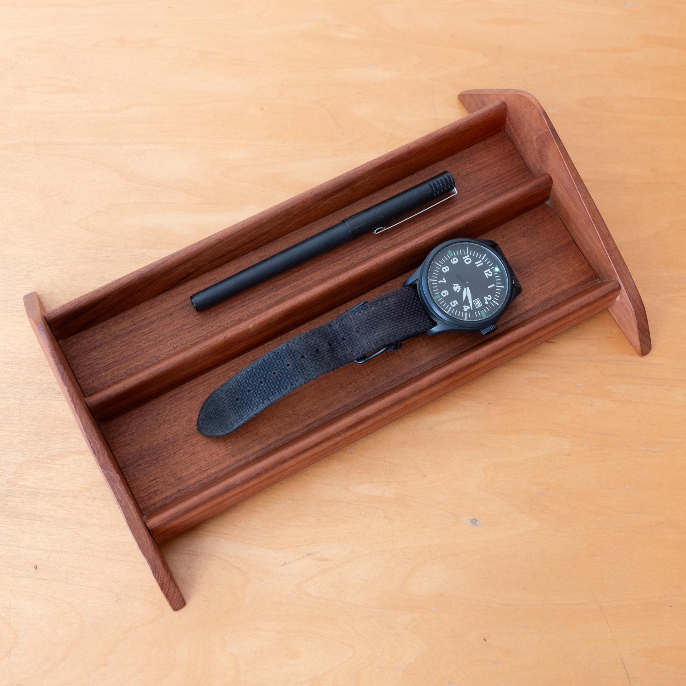 Midcentury Teak Catch All Uhren- oder Stifthalter (Dänisch) im Angebot