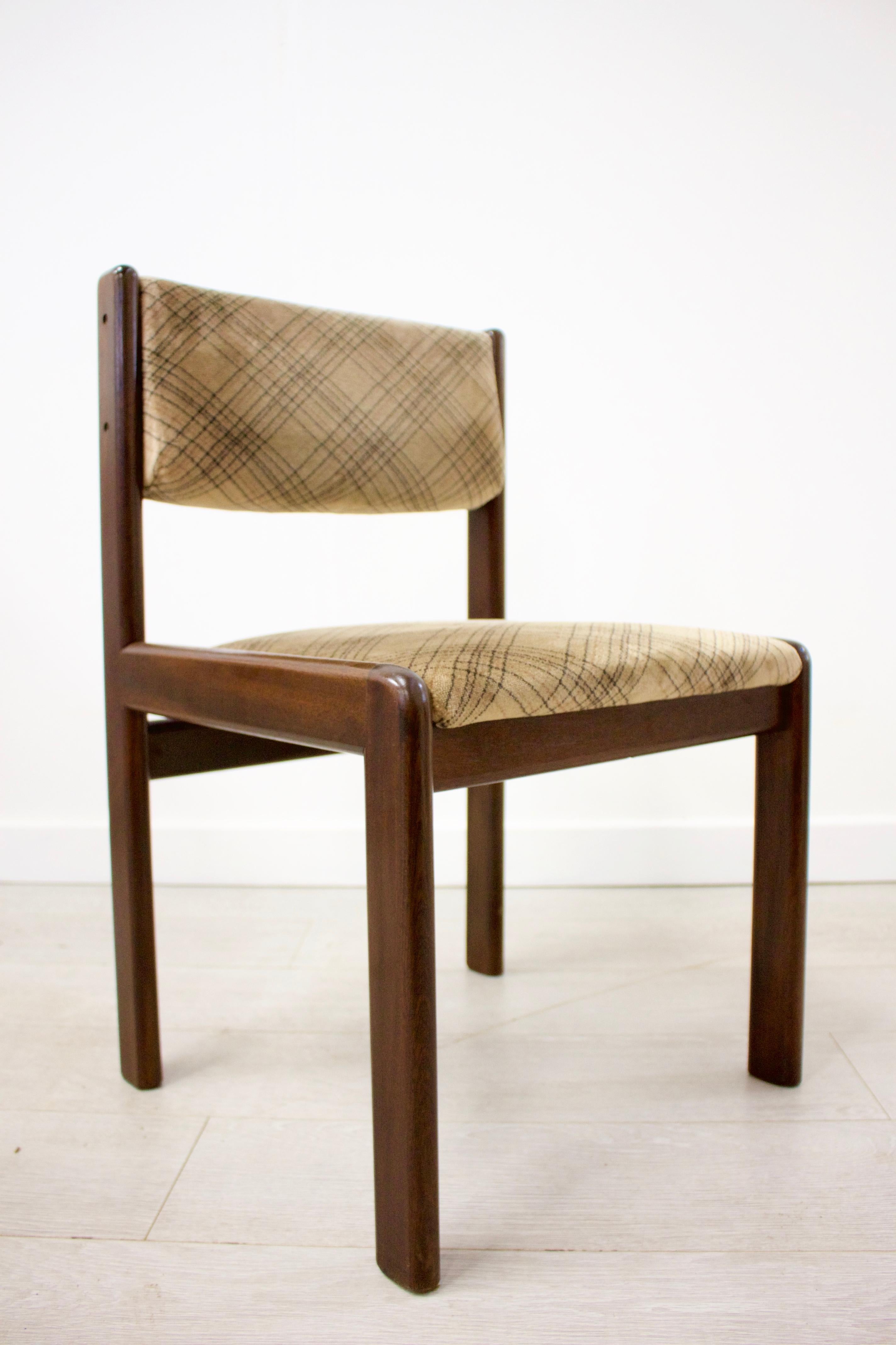 British Midcentury Teak Dining Chairs from G-Plan, Set of 4 For Sale