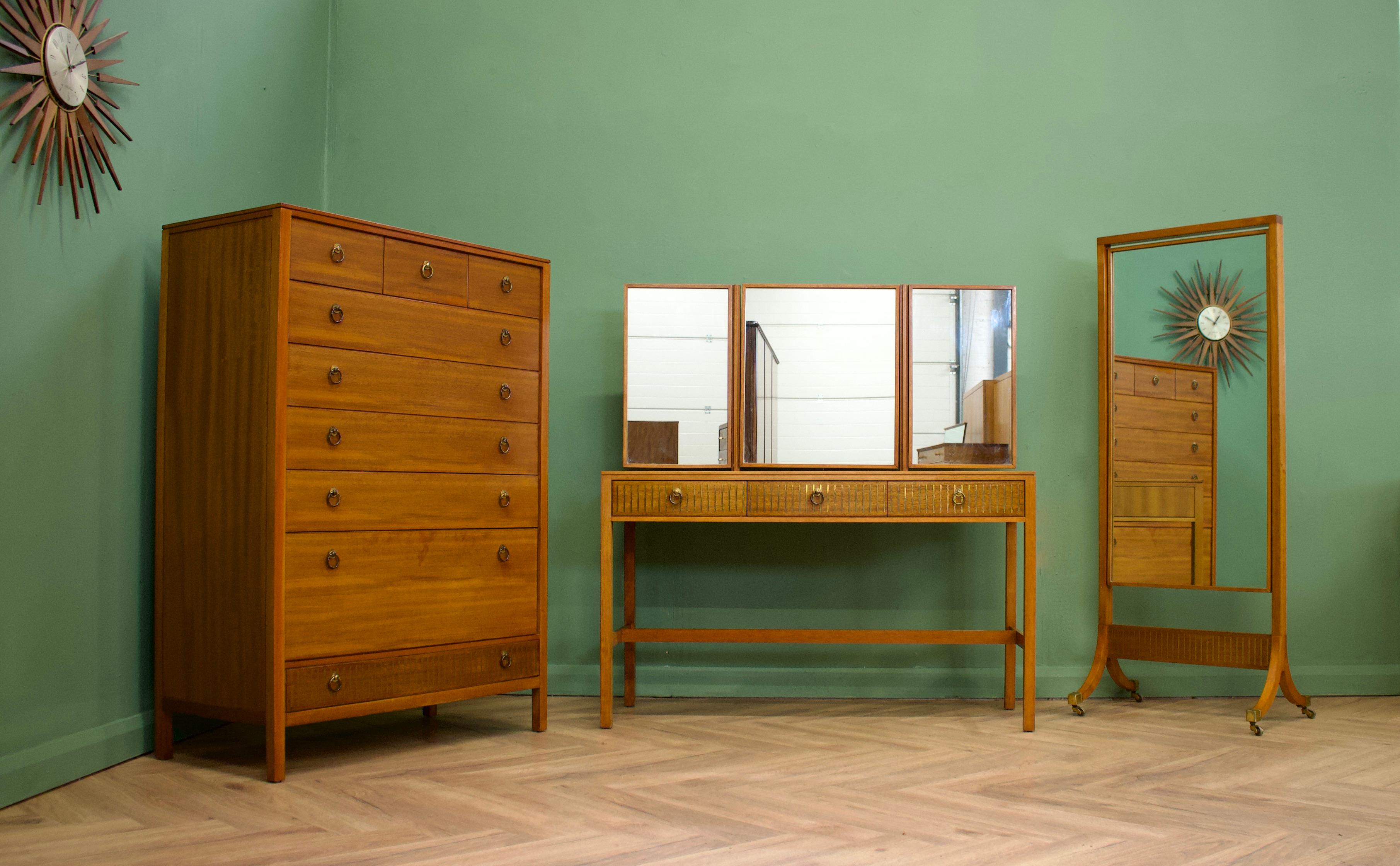 Midcentury Teak Dressing Table by Heals from Loughborough, 1950s 1