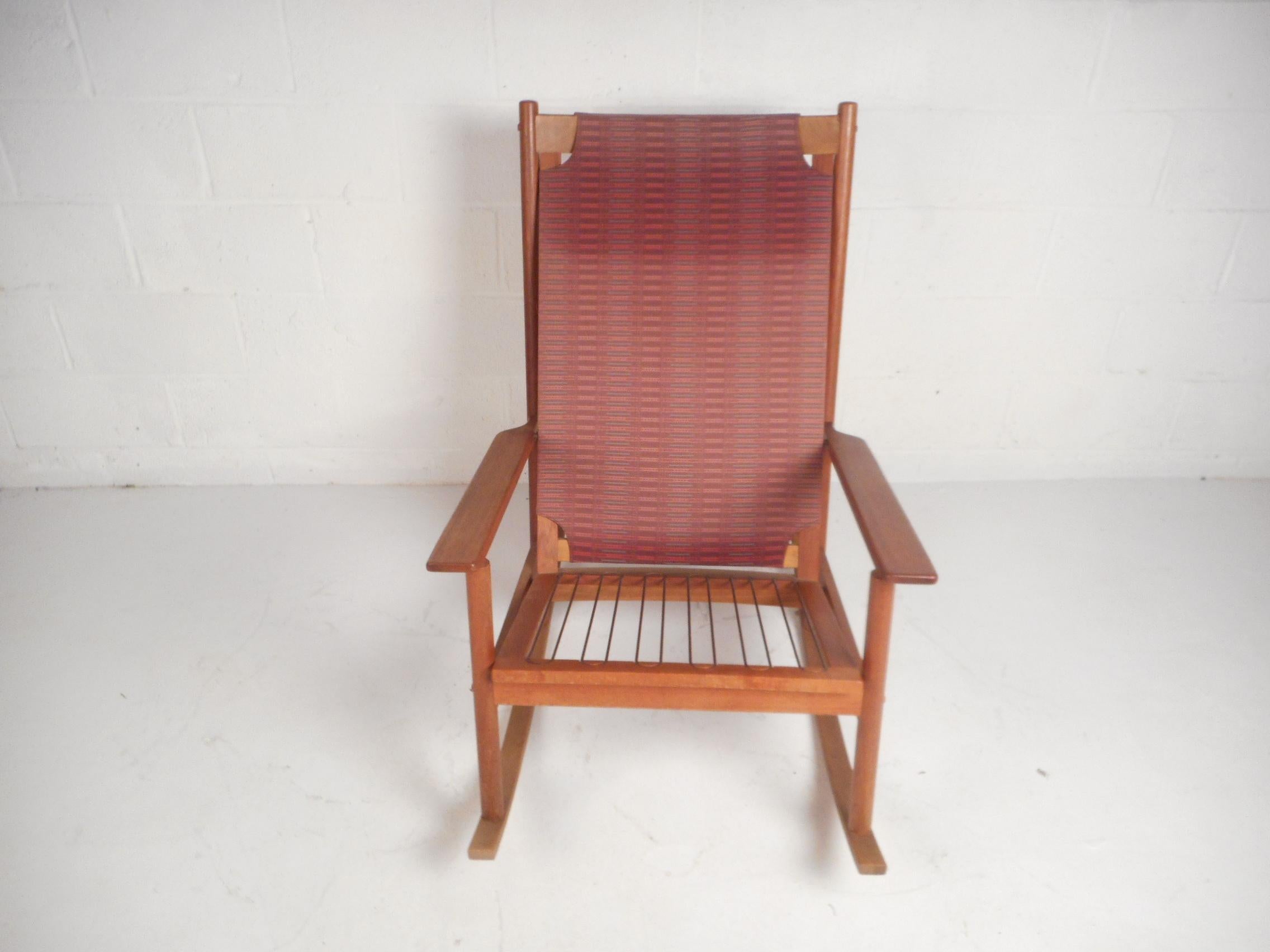 Midcentury Teak Dux Rocking Chair by Hans Olsen In Good Condition In Brooklyn, NY