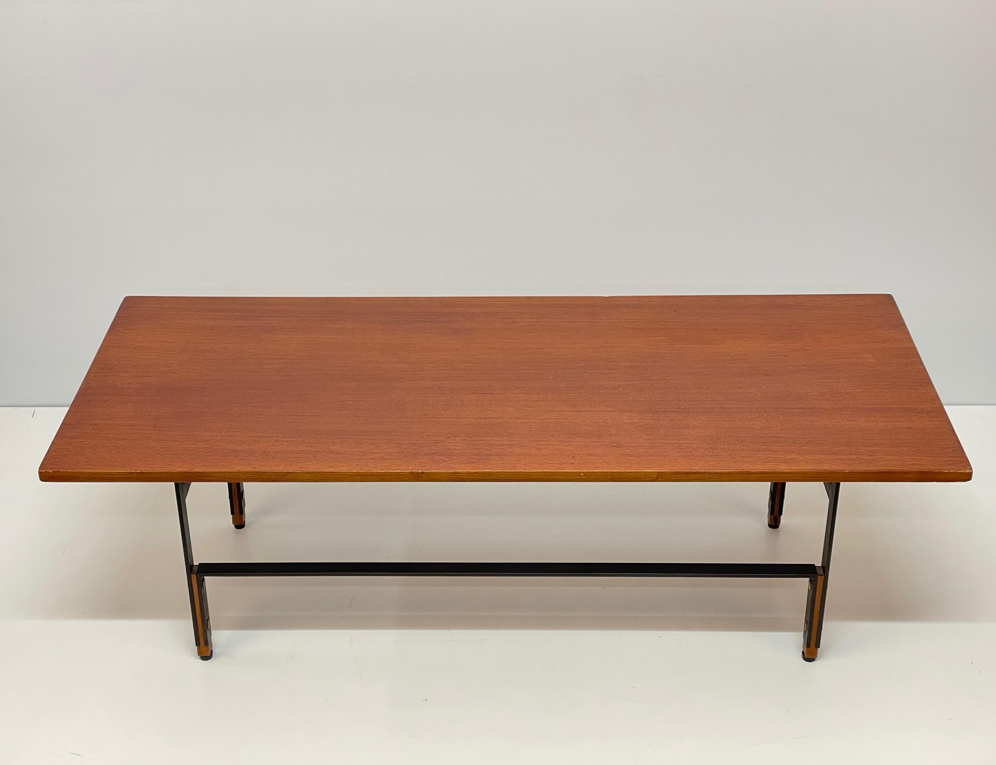 Midcentury Teak, Enamelled Iron and Brass Italian Coffee Table, 1960s For Sale 5
