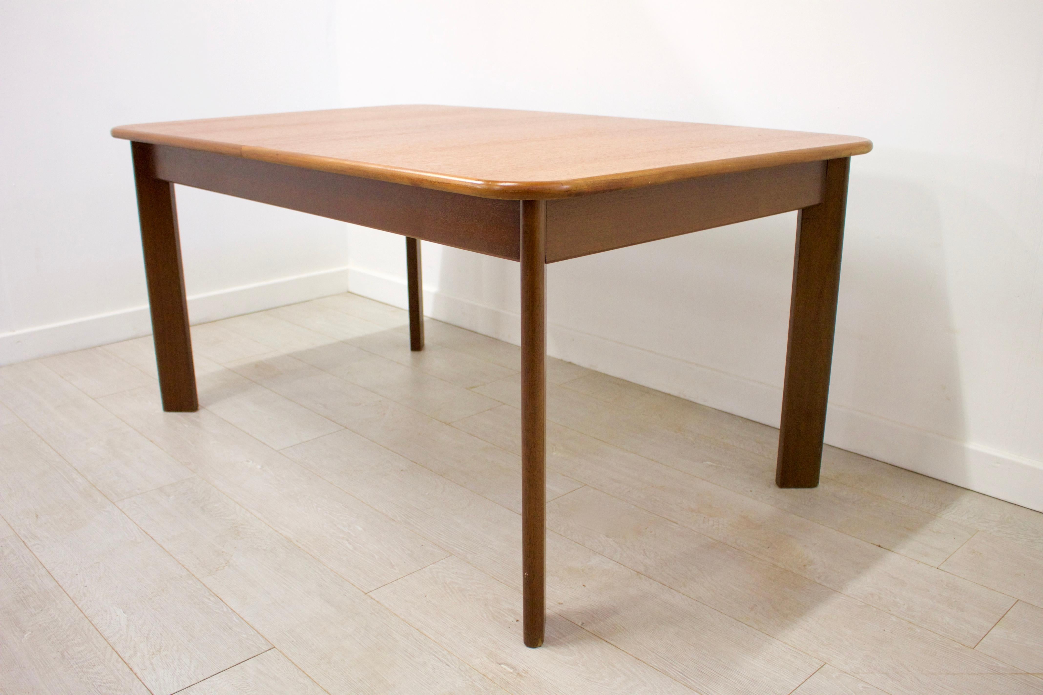 Midcentury Teak Extending Dining Table by G-Plan, 1970s For Sale 1