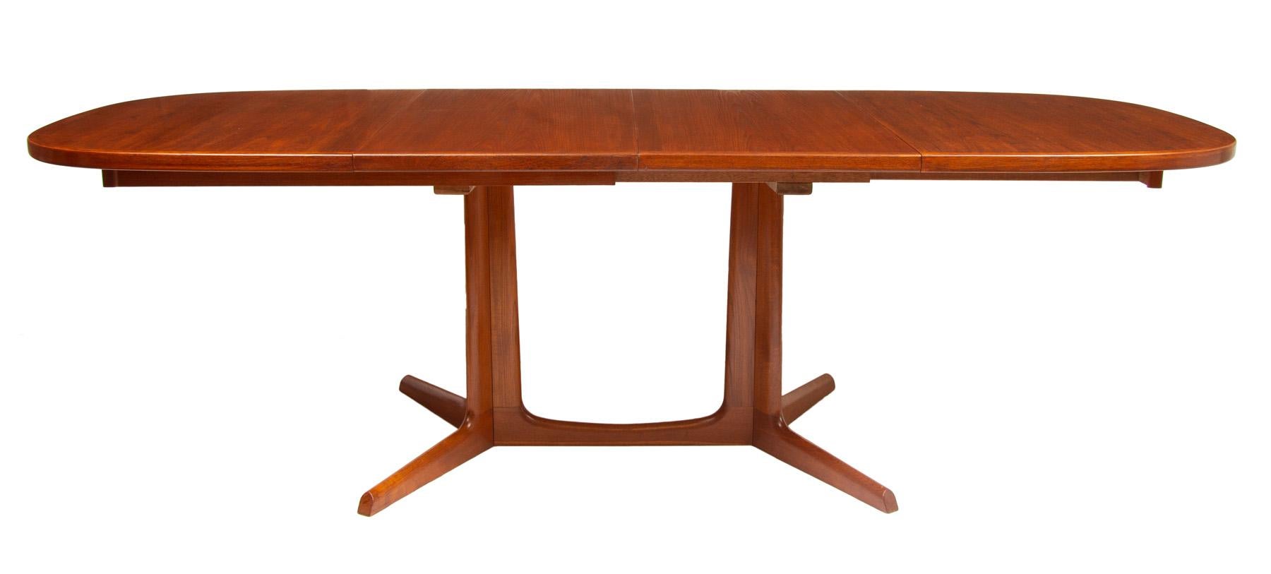 20th Century Midcentury Teak Extending Dining Table by Niels O.Moller for Gudme Mobelfabrik For Sale
