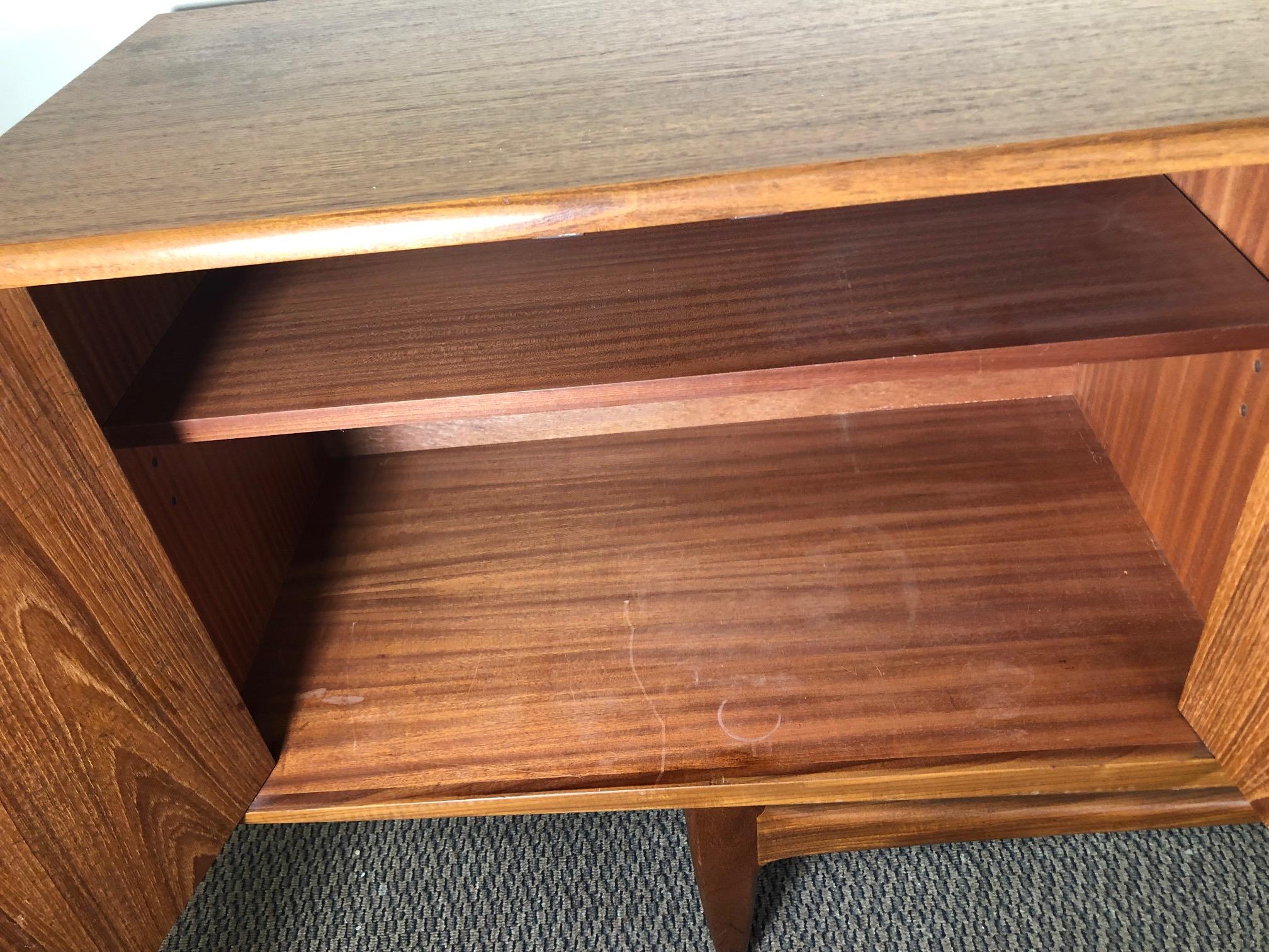 English Midcentury Teak G Plan Credenza by Victor Bramwell Wilkins, Fresco Range For Sale