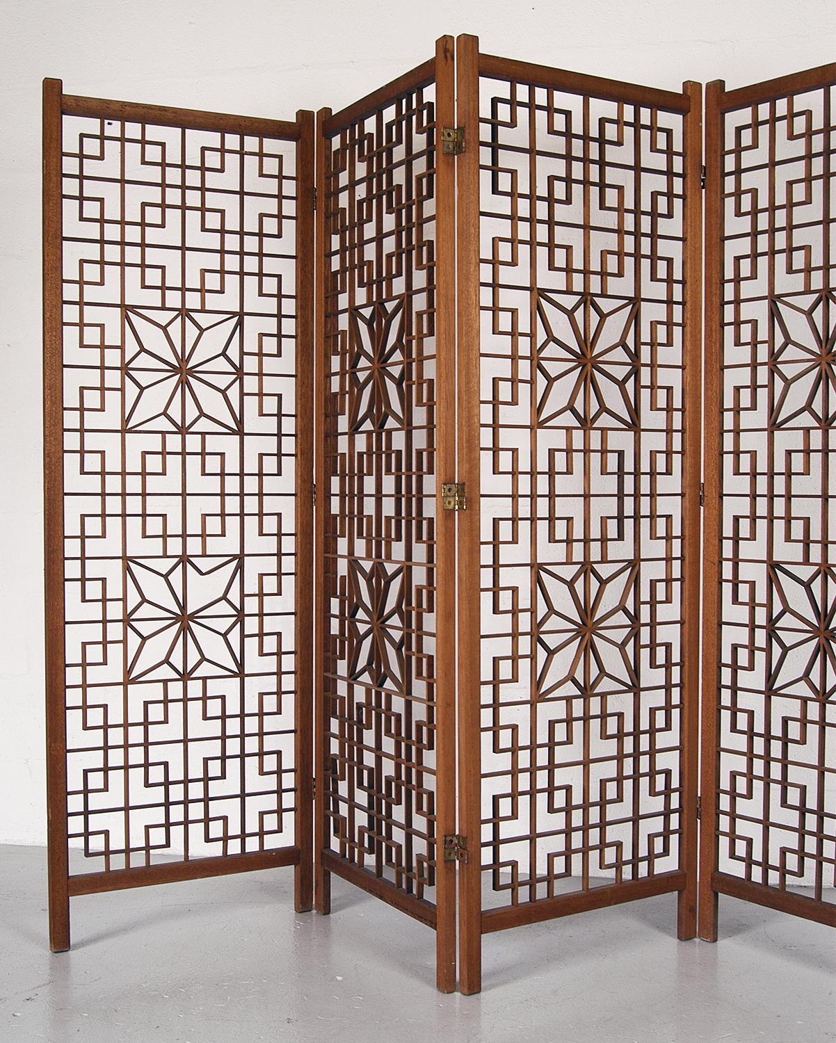 Midcentury Teak Kumiko Folding Screen Room Divider Japanese Art Latticework In Good Condition In Sherborne, Dorset