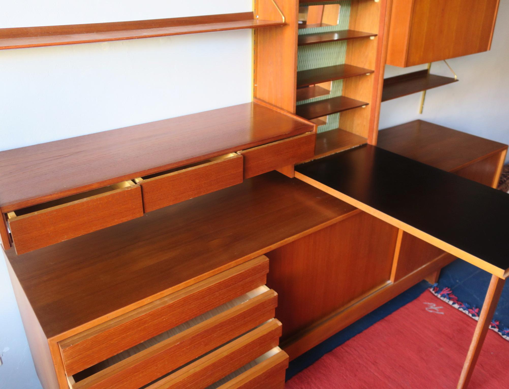 Midcentury Teak Modular Shelf System with Low Sideboard, 1960s For Sale 7