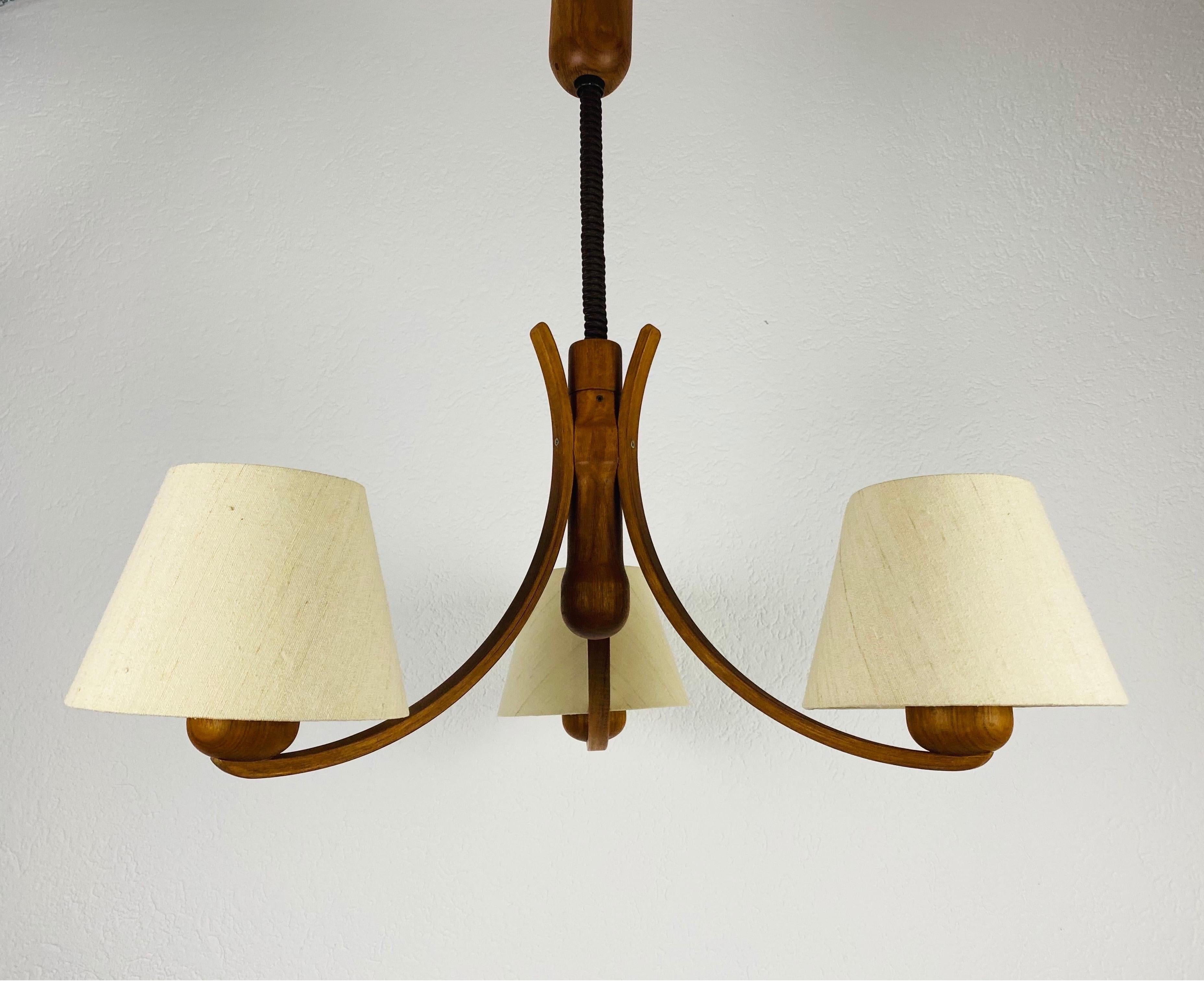Midcentury Teak Pendant Lamp with 3 Arms by Domus, 1960s In Good Condition In Hagenbach, DE