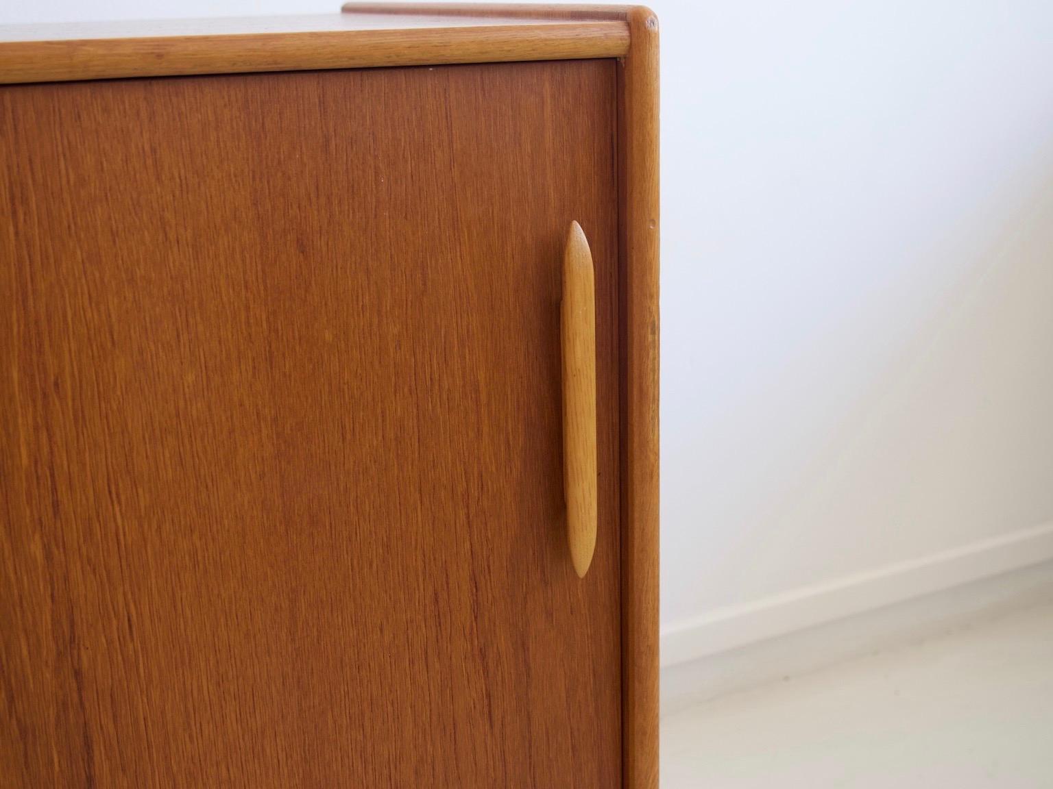 Midcentury Teak Sideboard with Sliding Doors and Drawers 6
