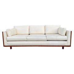Teakholz-Sofa aus der Mitte des Jahrhunderts im Stil von Milo Baughman