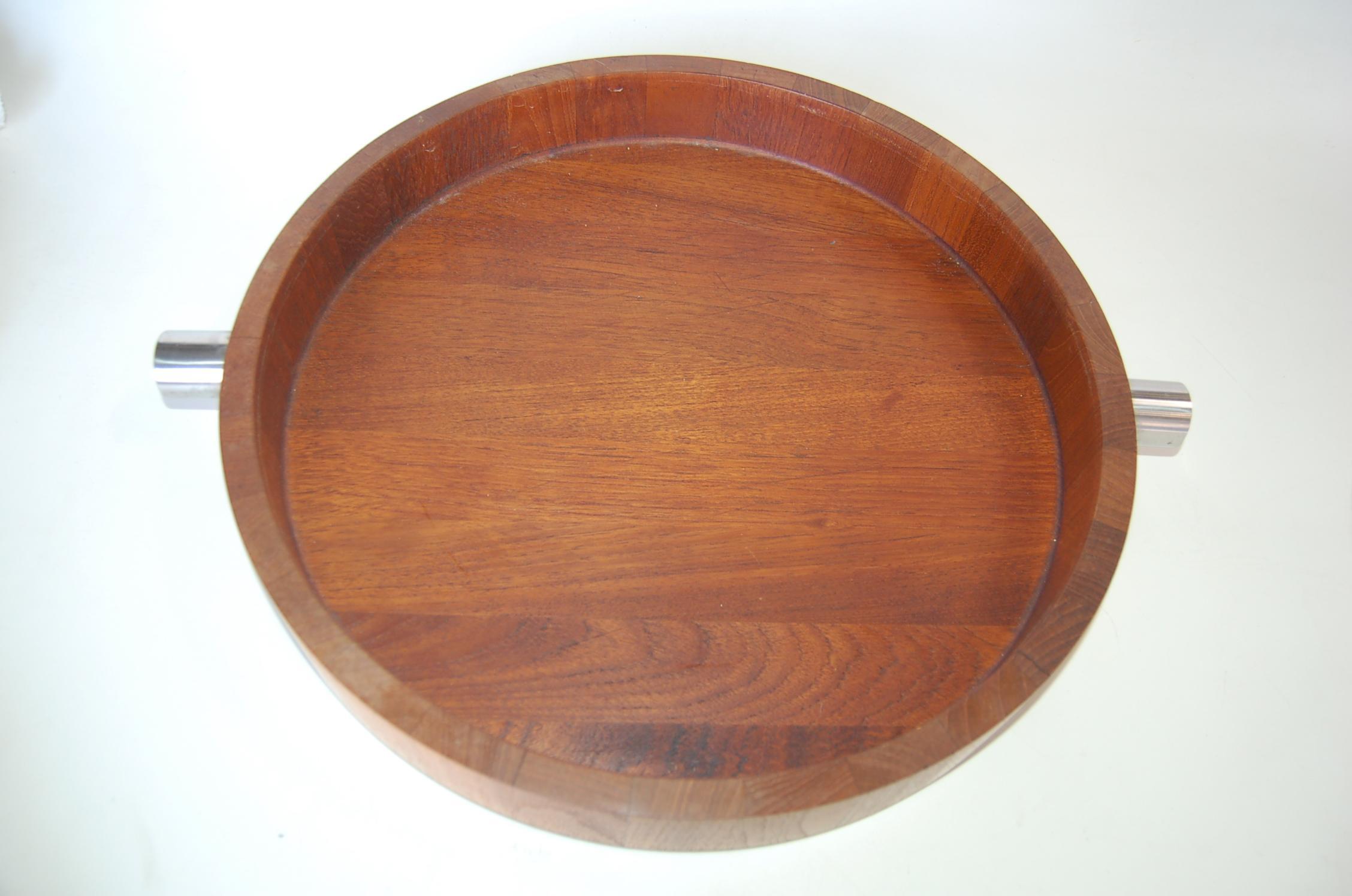 Mid Century Teak And Stainless Steel Accented Salad Serving Bowl By Cobblewood Lundtofte Denmark. 

Marked #6070 

Measures 2.5