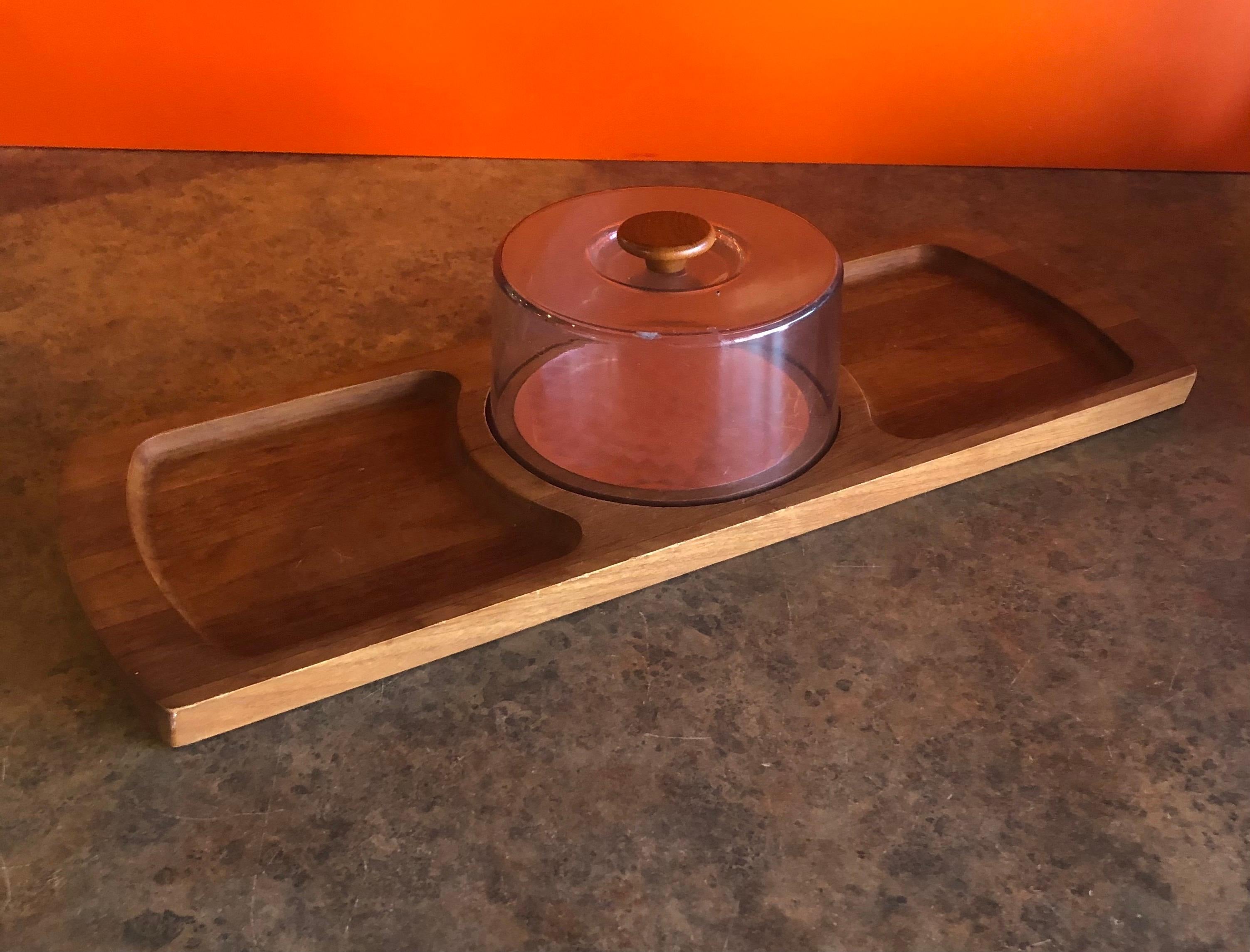 Midcentury Teak Tray / Cheese Board with Dome by Luthje Wood of Denmark In Good Condition For Sale In San Diego, CA
