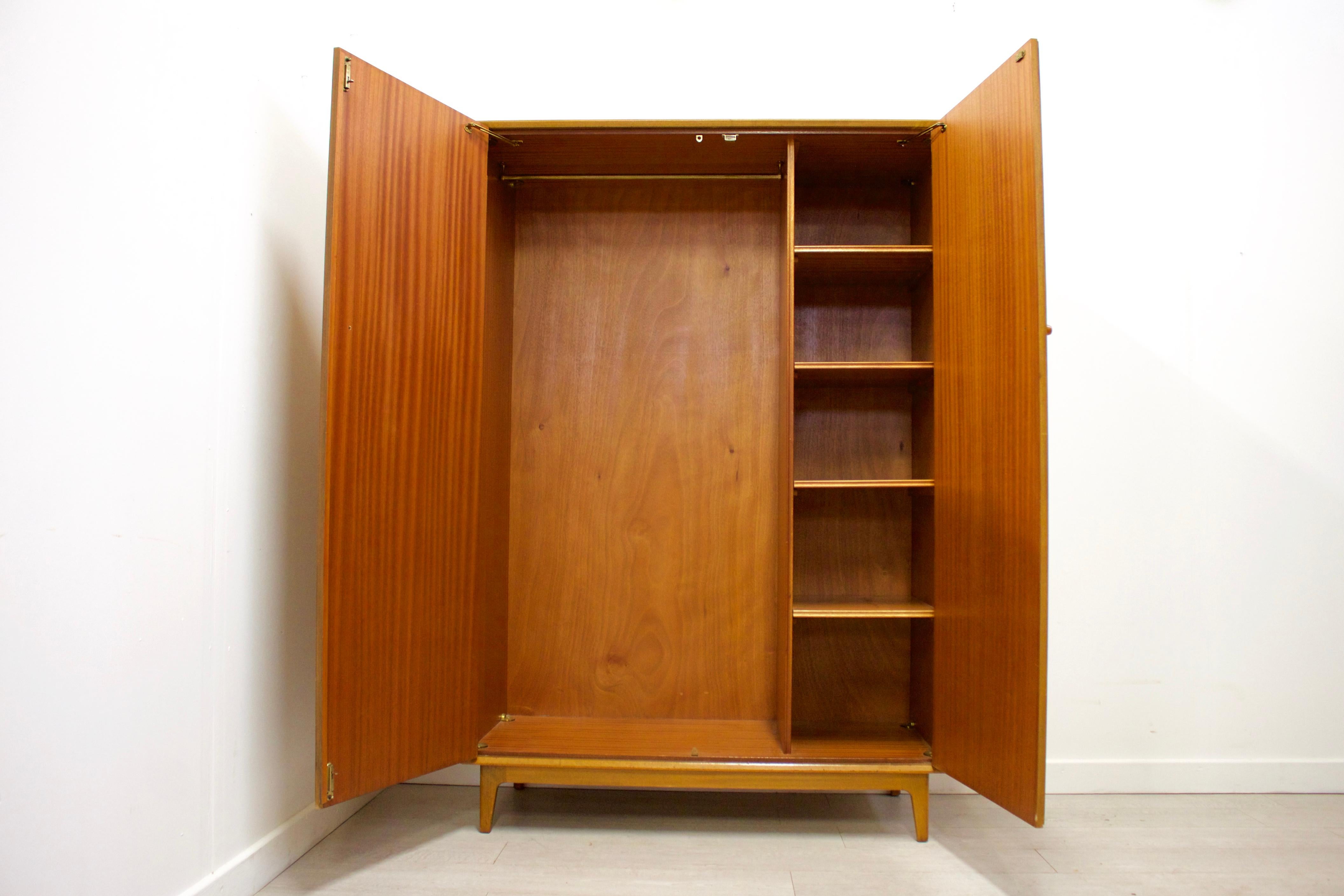 Midcentury Teak and Walnut Veneer Wardrobe by Gimson & Slater for Vesper, 1960s In Good Condition In South Shields, Tyne and Wear