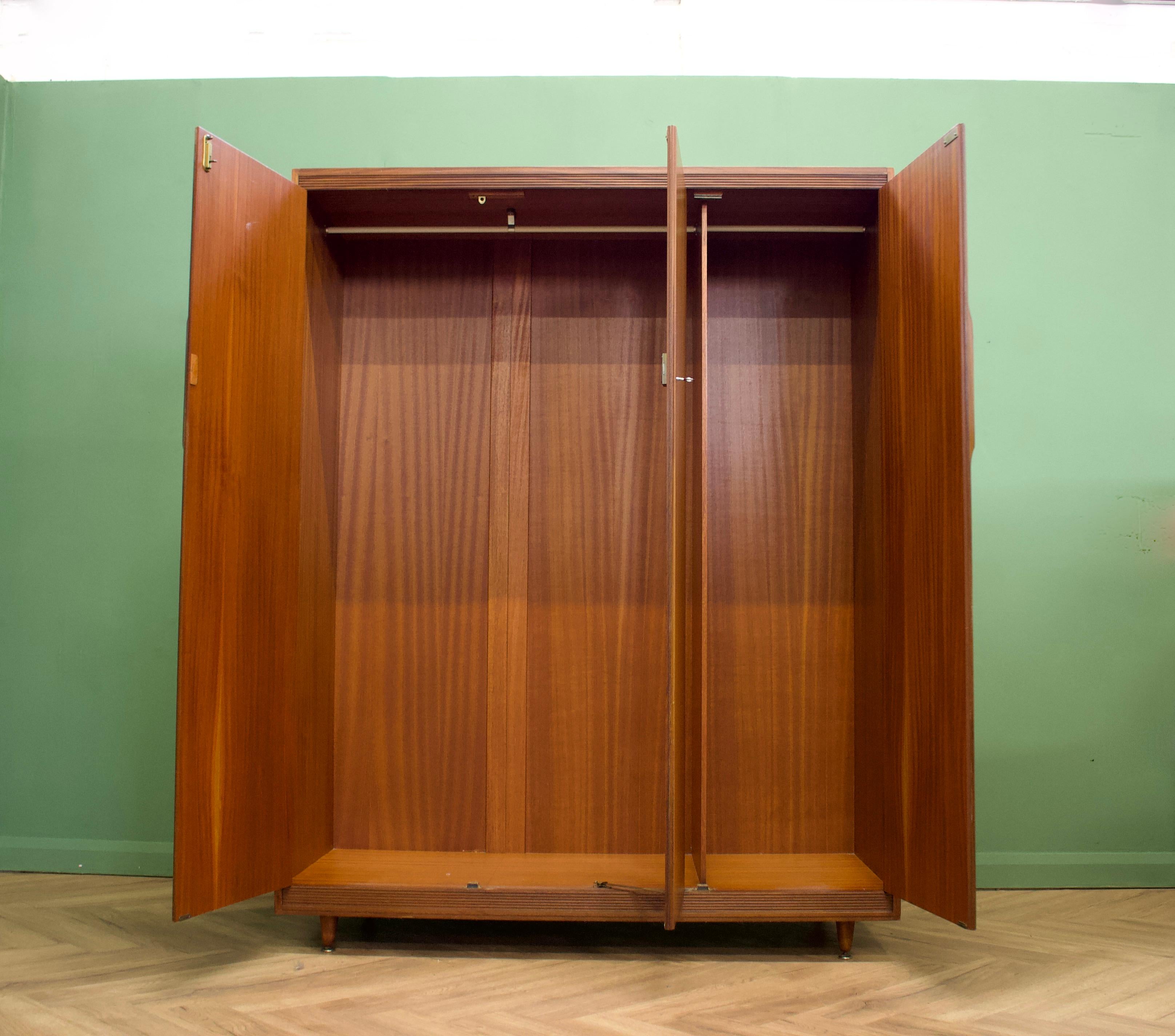 Midcentury Teak Wardrobe from White and Newton, 1960s In Good Condition In South Shields, GB